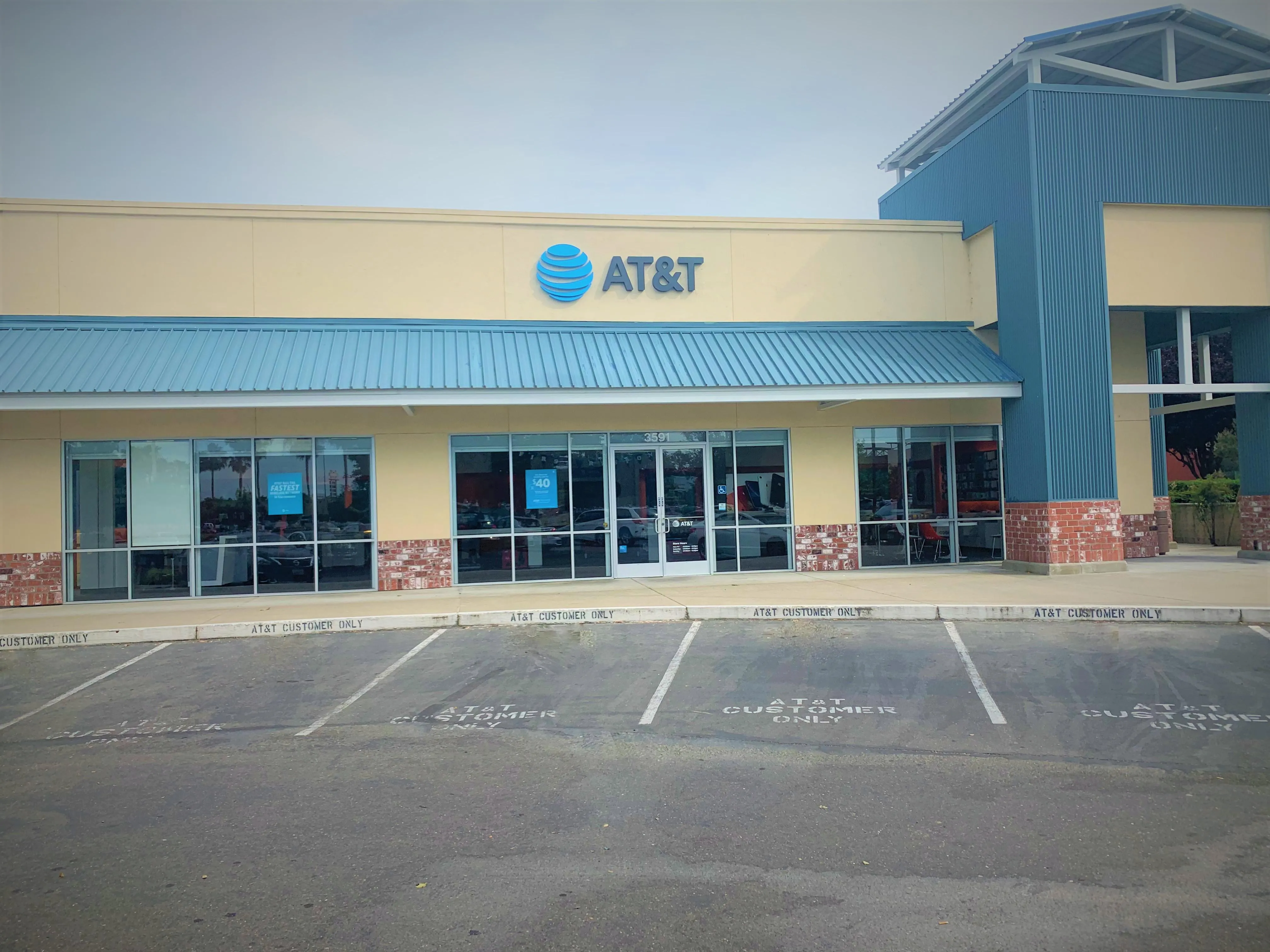 AT&T Store Sacramento - Natomas Marketplace