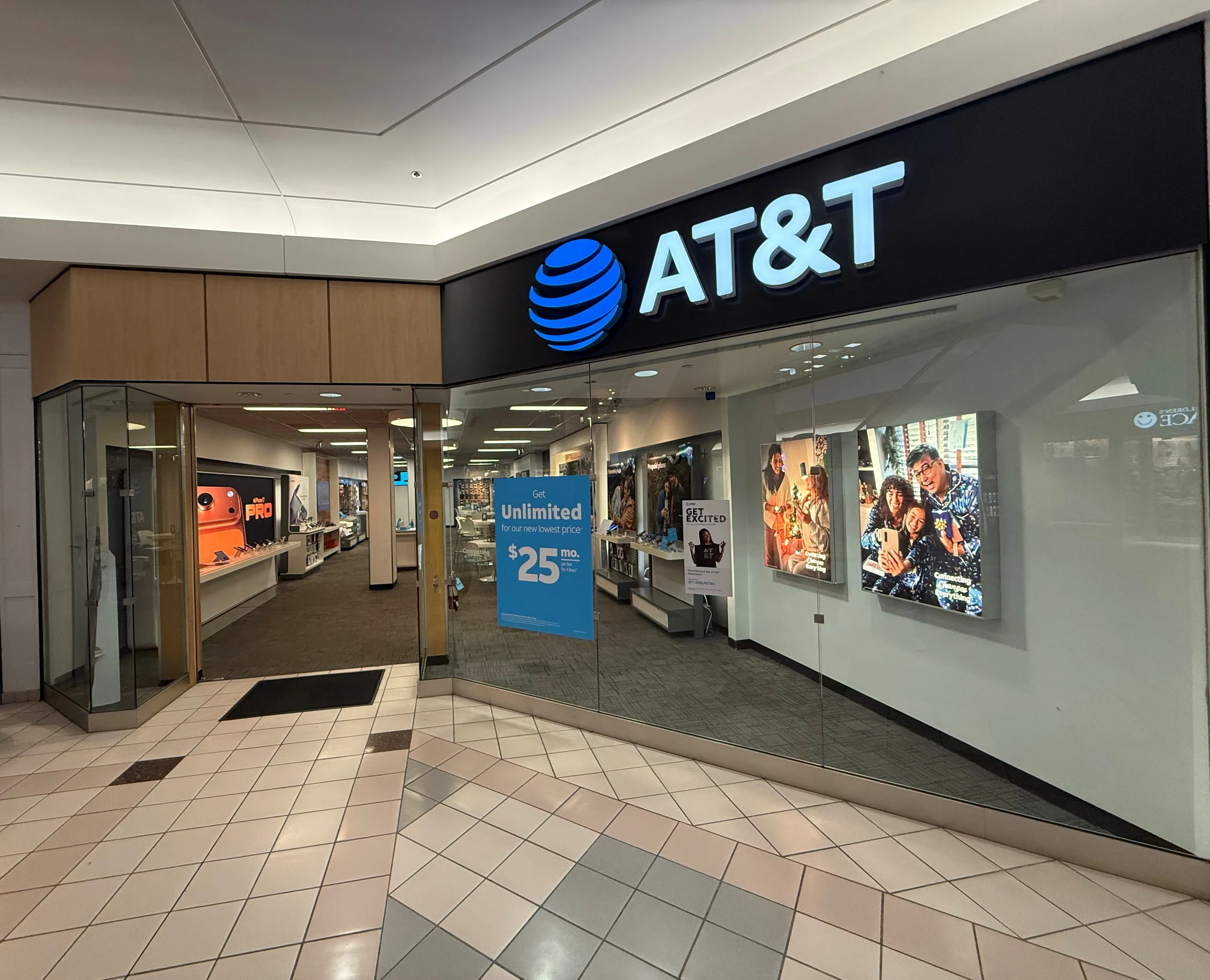 AT&T Store Saugus - Square One Mall