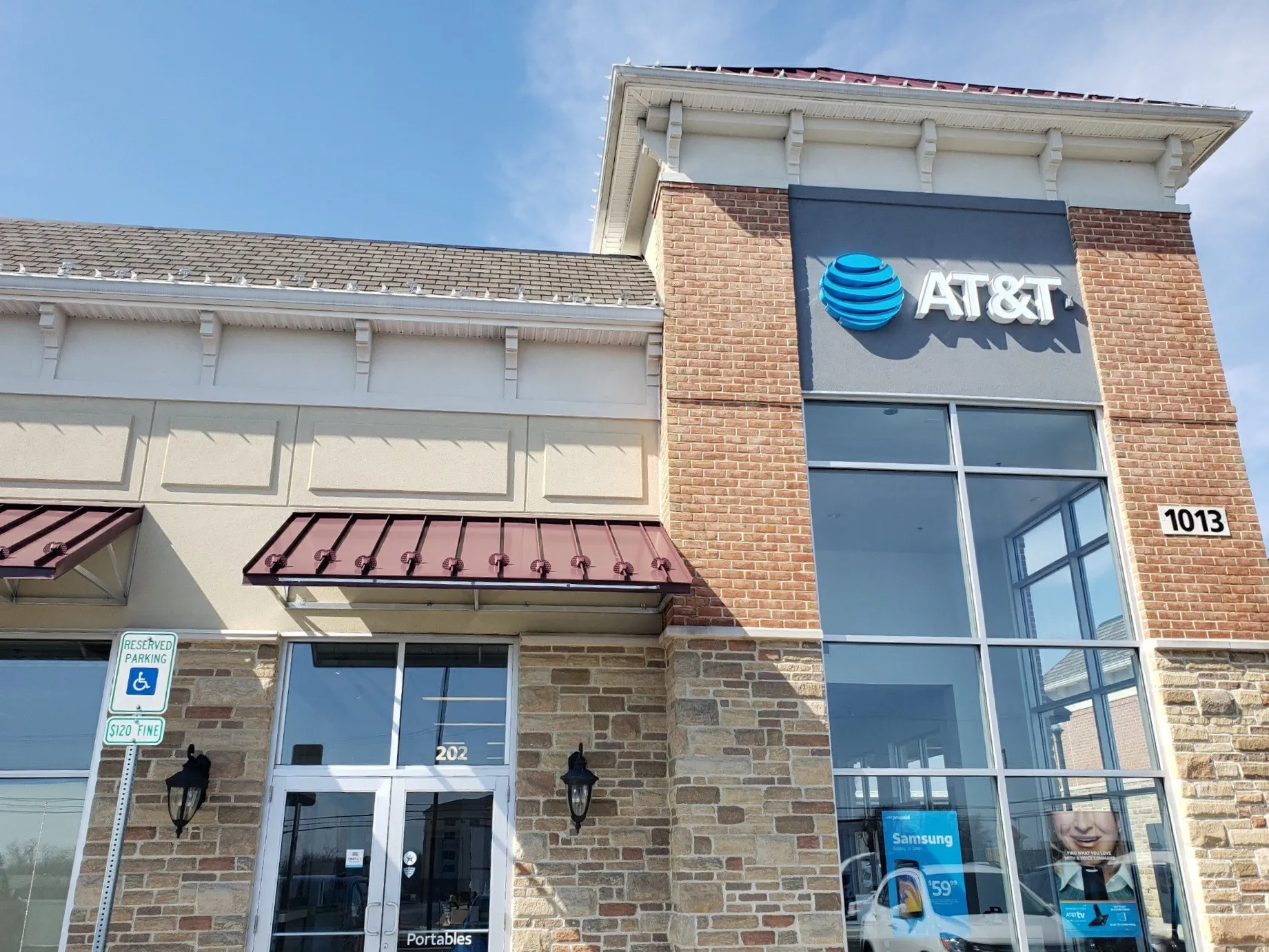 AT&T Store Aberdeen - The Corner
