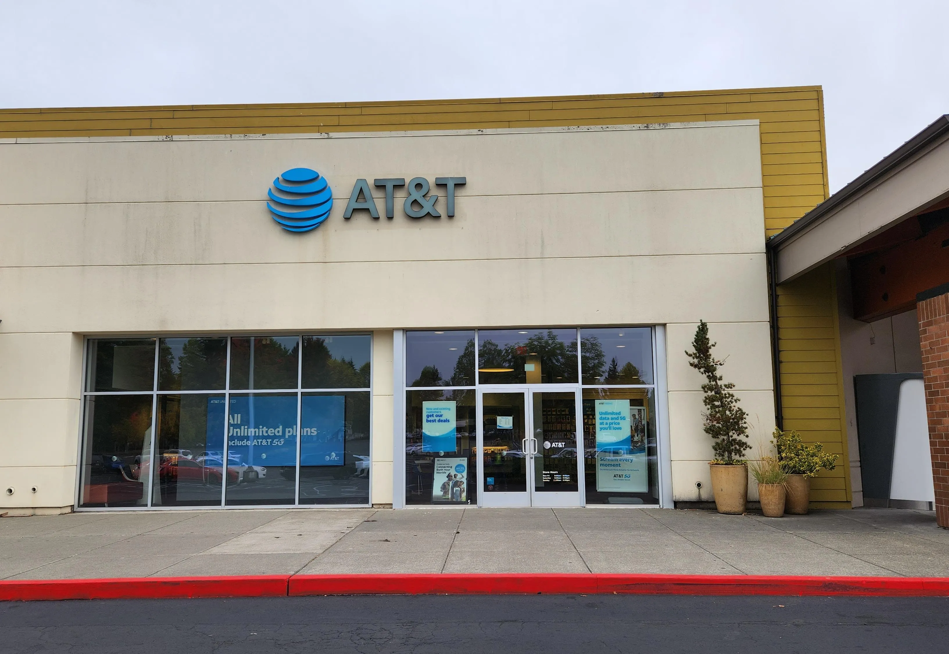 AT&T Store Olympia - Capital Mall