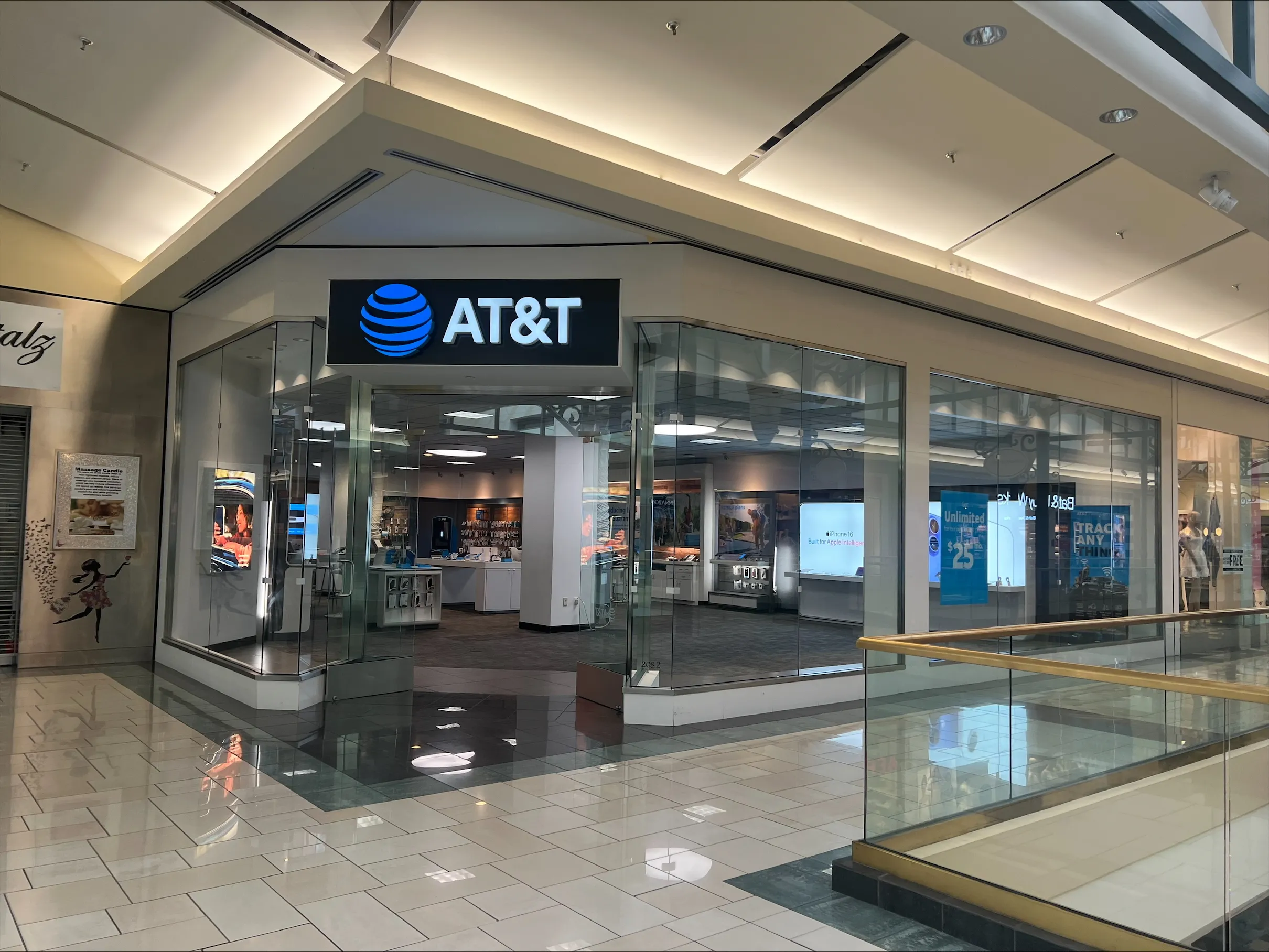 AT&T Store Manchester - Buckland Hills Mall
