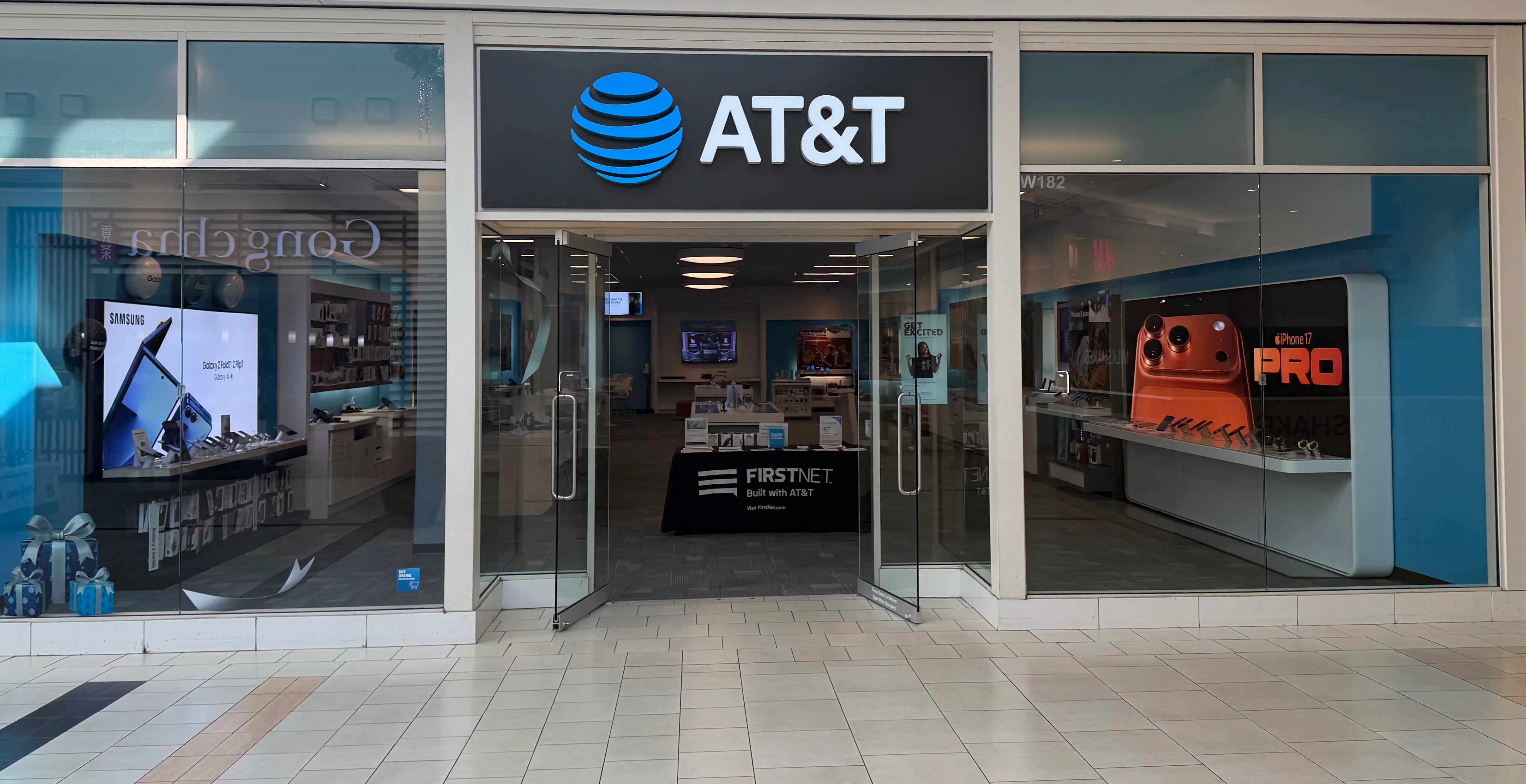 AT&T Store Peabody - Northshore Mall