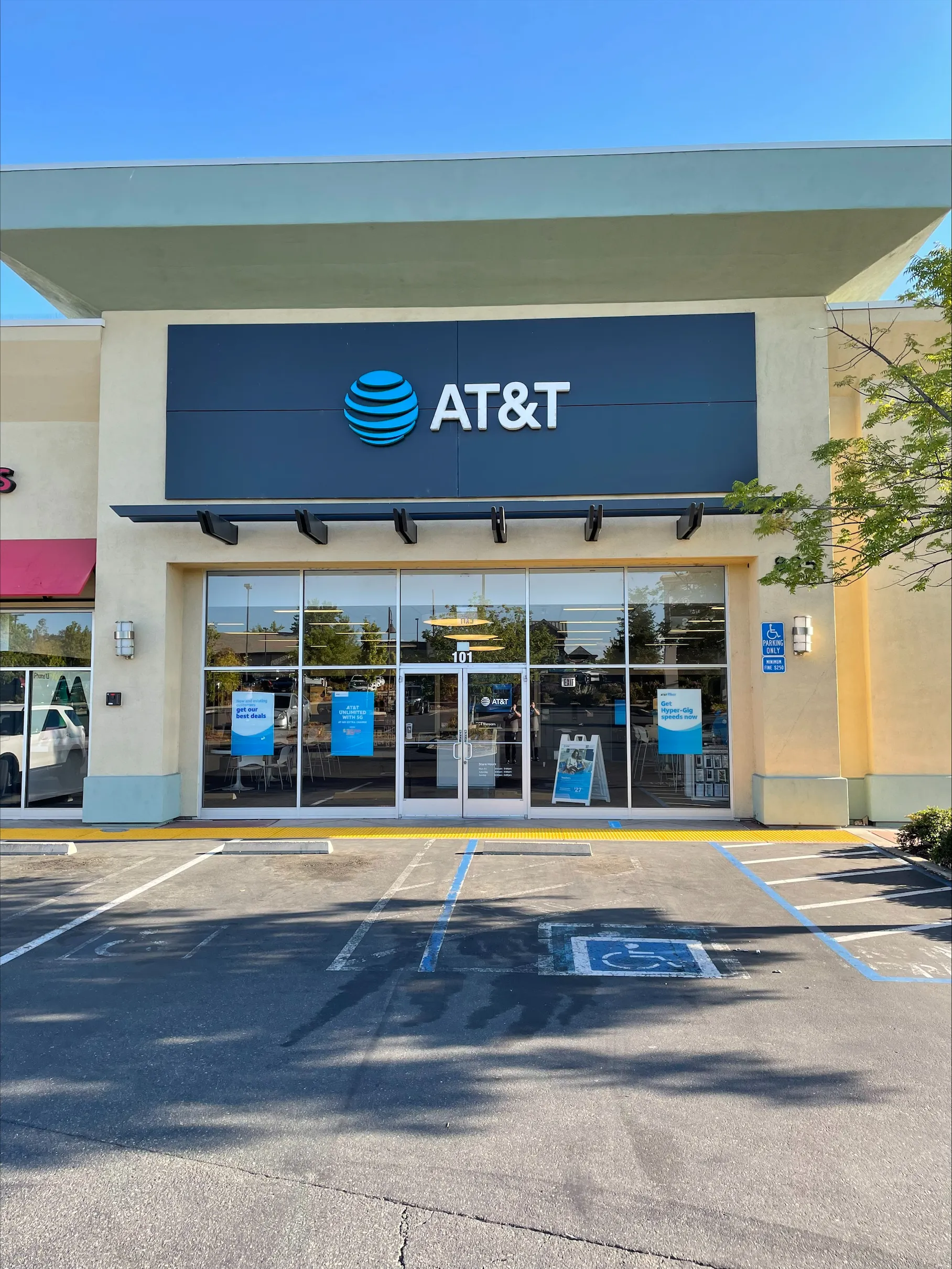 AT&T Store Redding - Hilltop Center