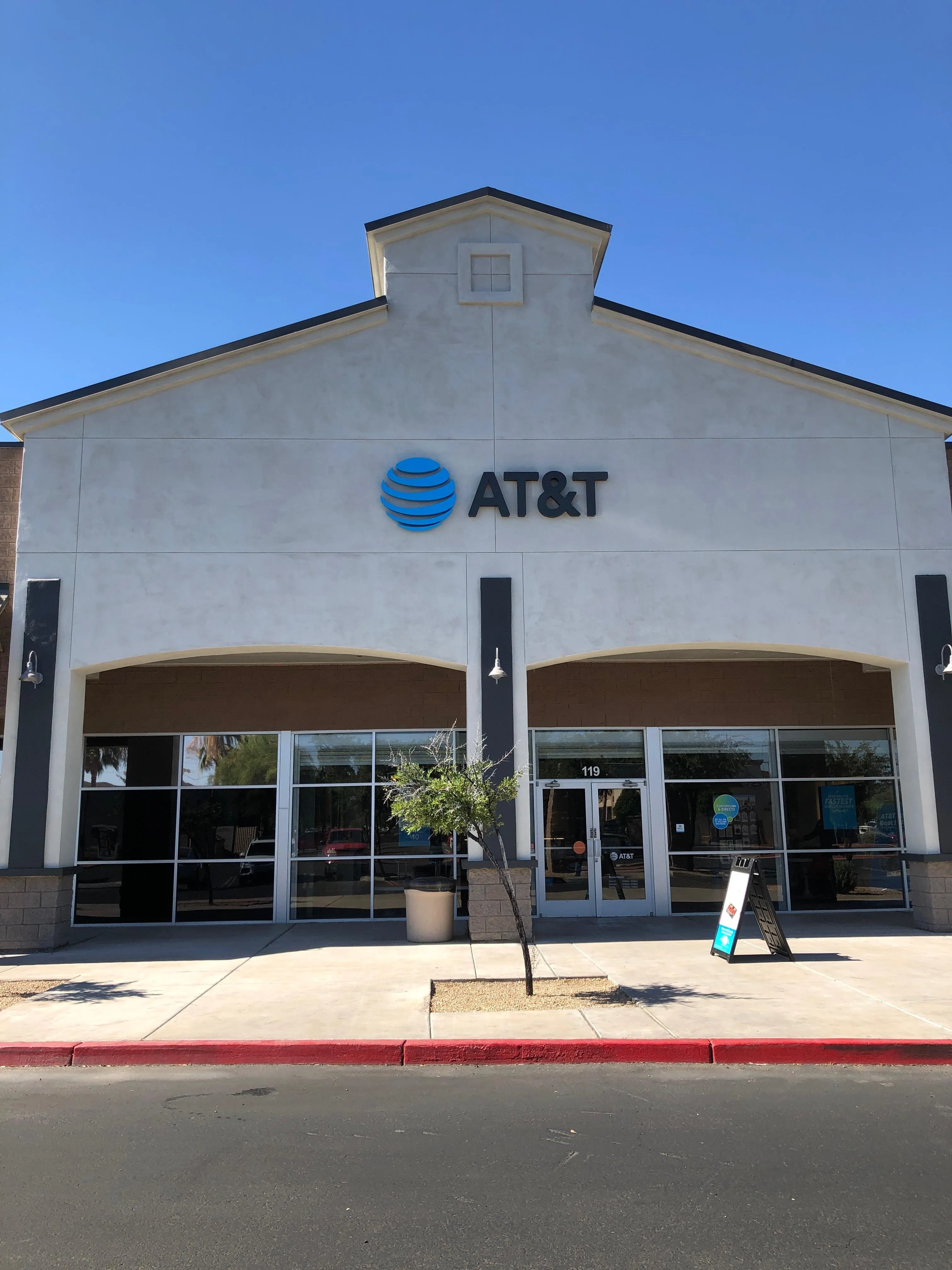 AT&T Store Laveen - SHOPPES AT ROGERS RANCH