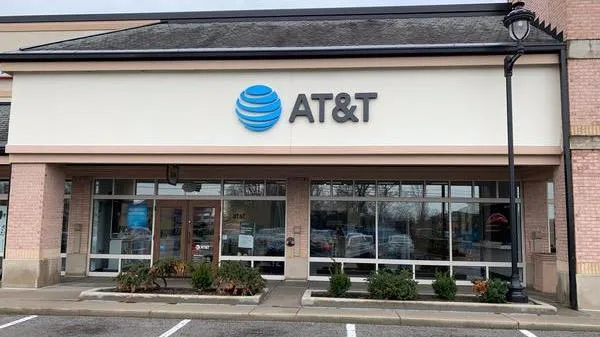 AT&T Store Indianapolis - 82ND ST