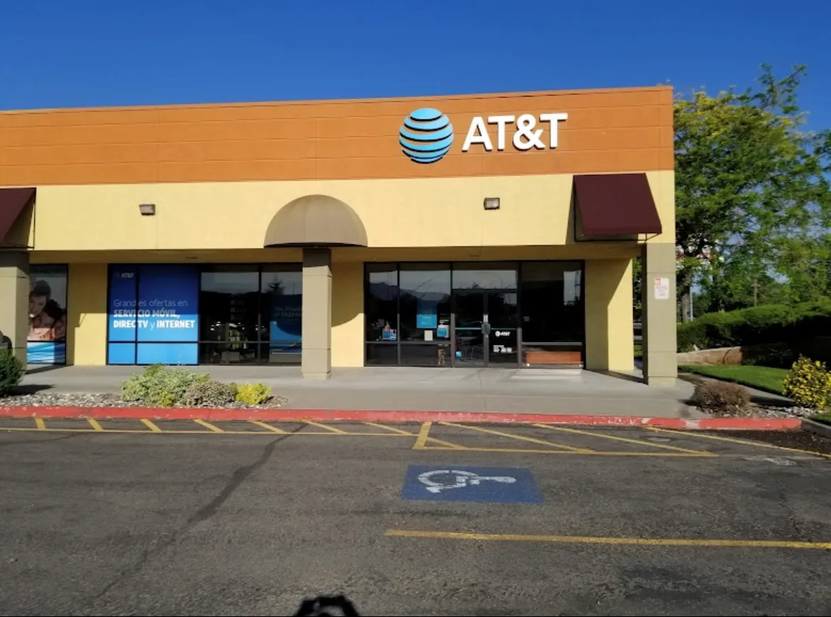 AT&T Store Reno - Plumb Ln