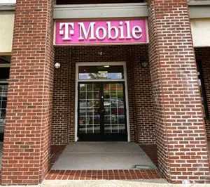 T-Mobile Old Dublin Pike & N Main St