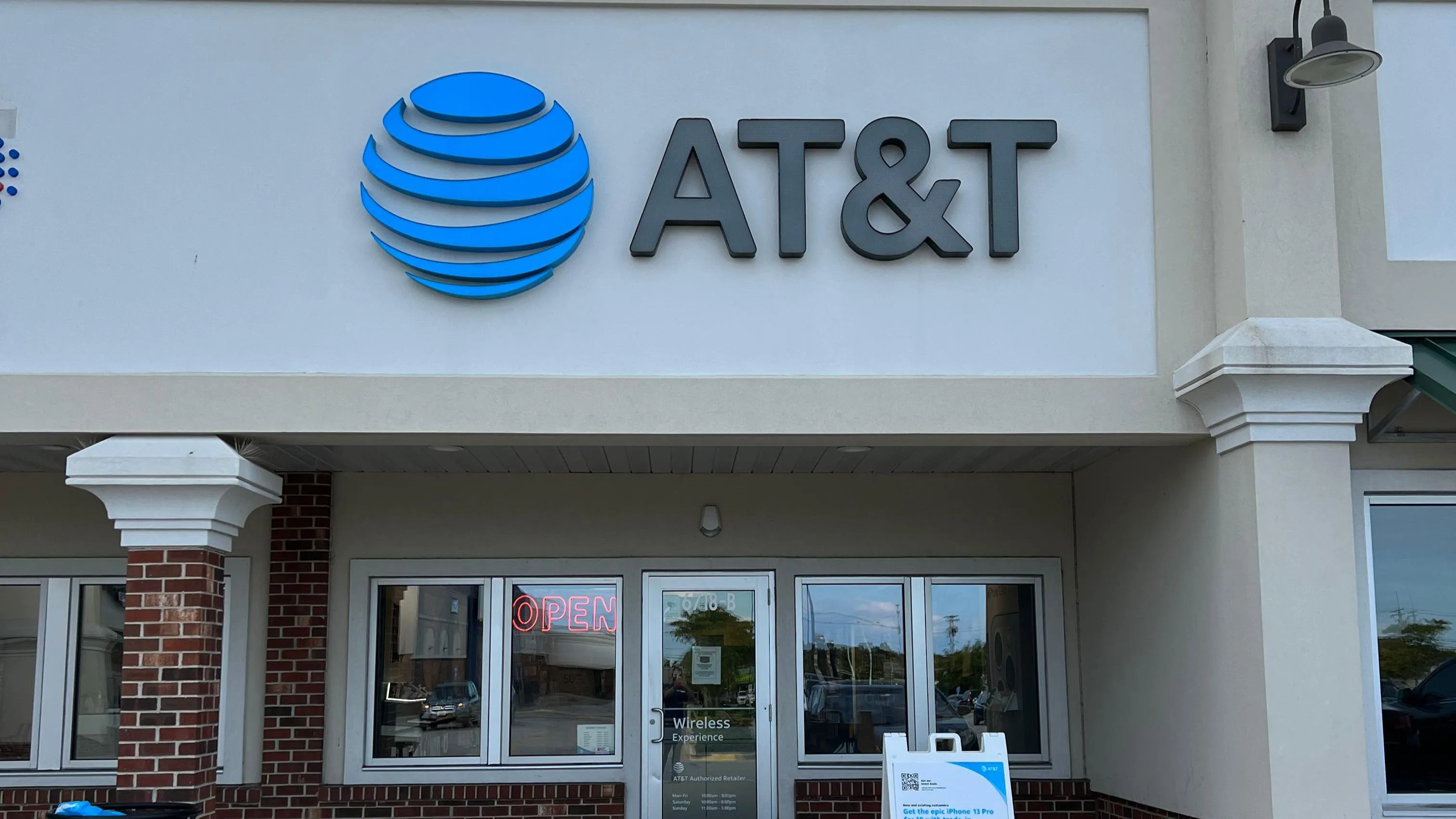 AT&T Store Glen Burnie - Chesapeake Square