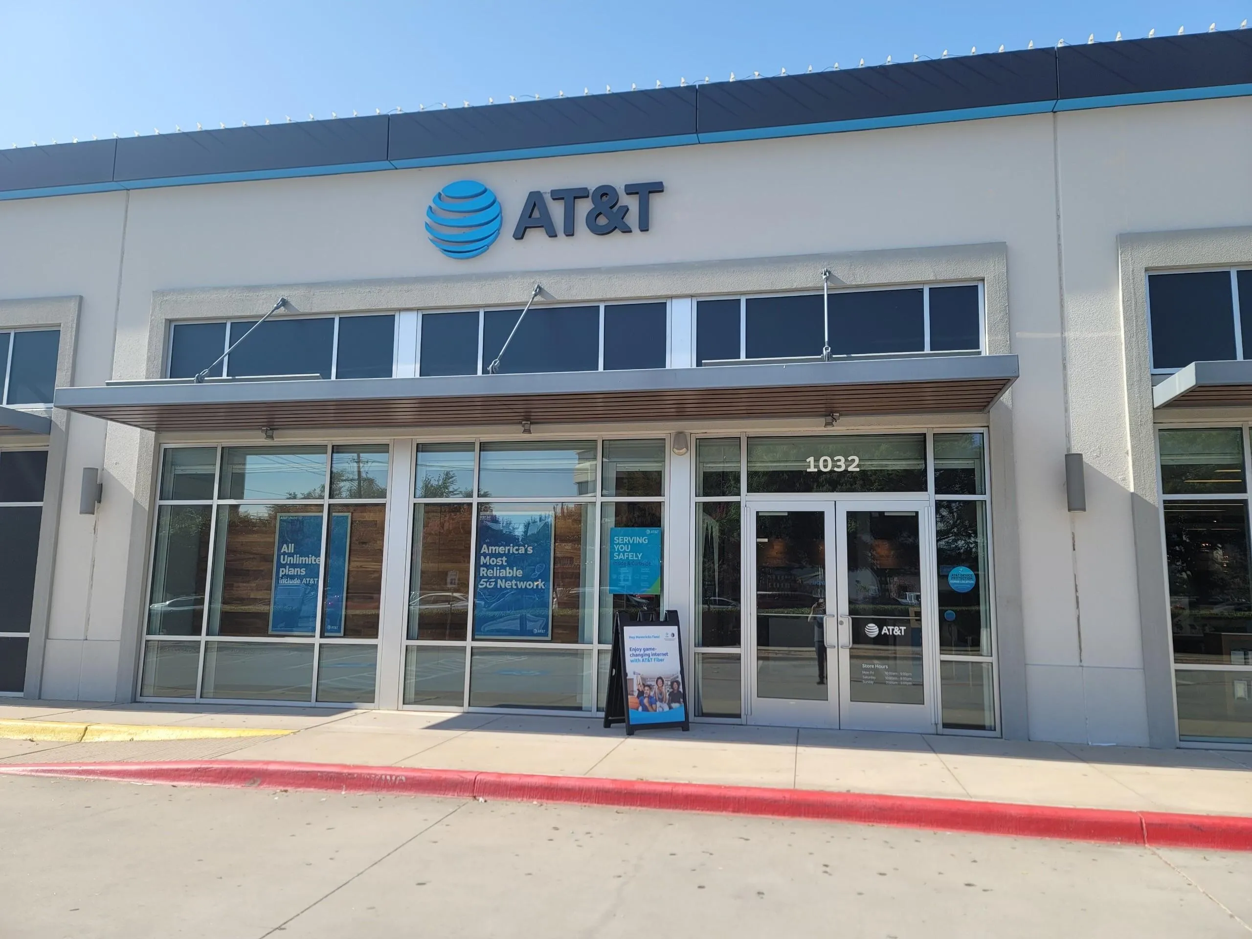 AT&T Store Addison - Addison Village