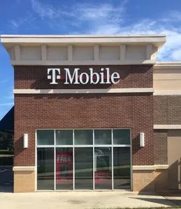 T-Mobile Beaver Creek Commons