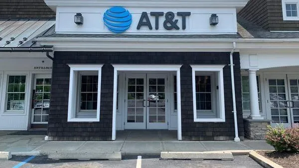 AT&T Store Poughkeepsie - ARLINGTON