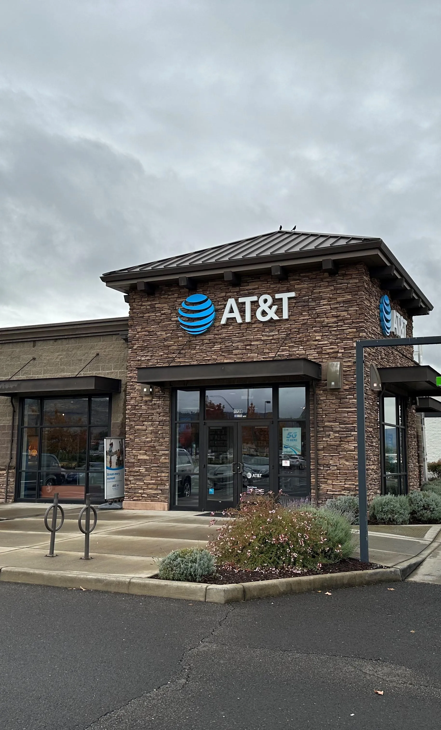 AT&T Store Medford - Delta Center