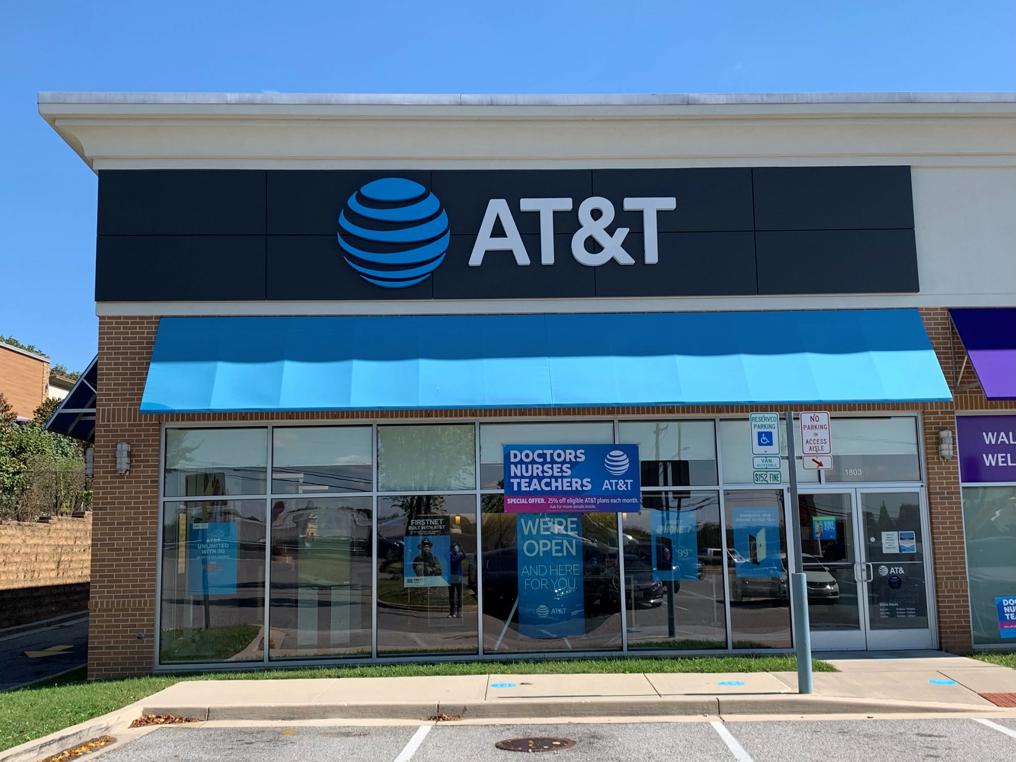 AT&T Store Lutherville - York Marketplace