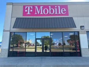 T-Mobile Dumas & Bliss