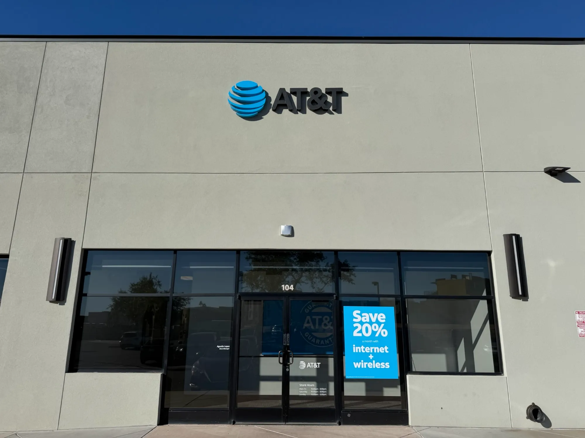 AT&T Store Scottsdale - Scottsdale Renaissance