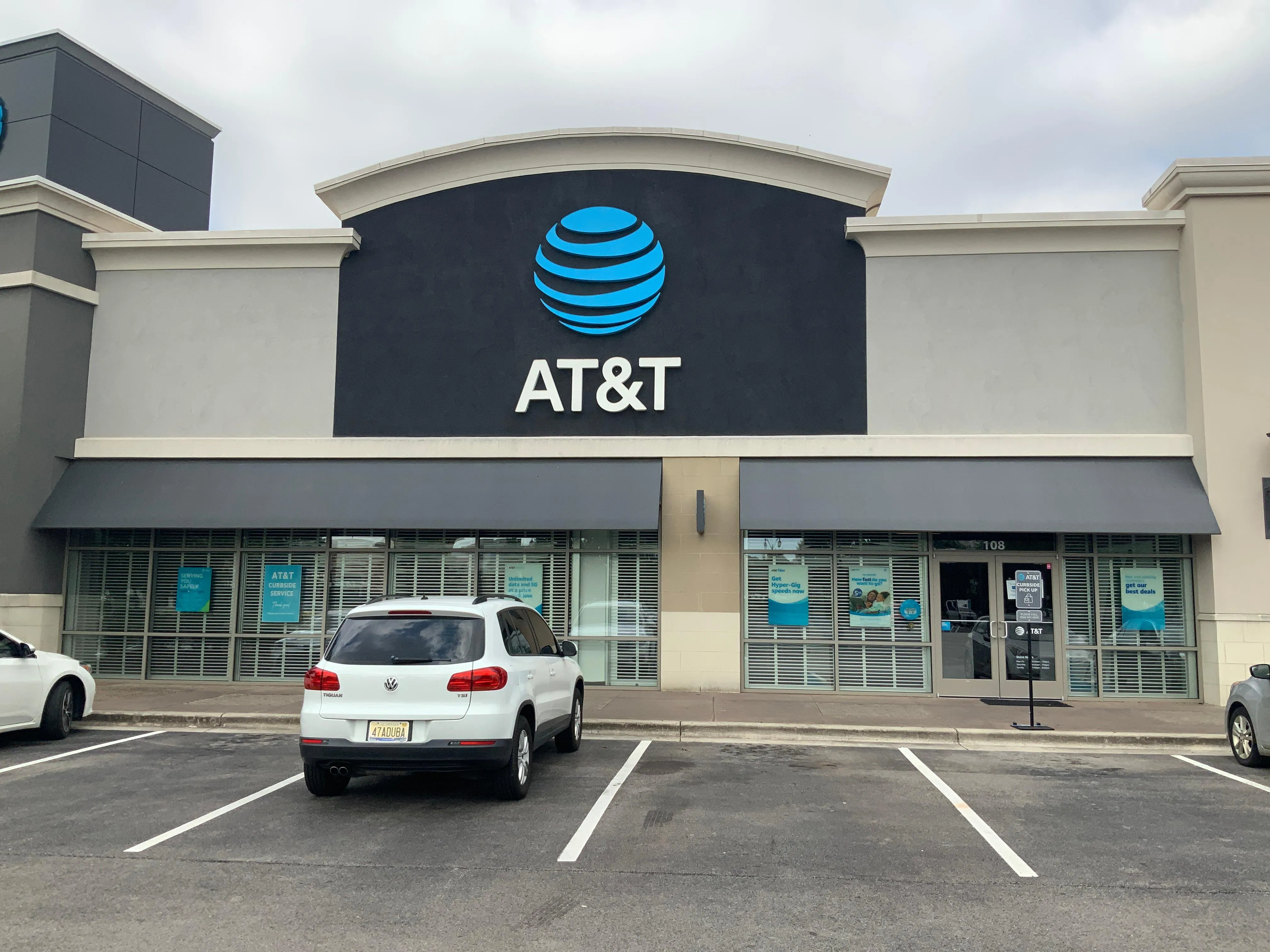 AT&T Store Huntsville - Bridge Street Towne Center