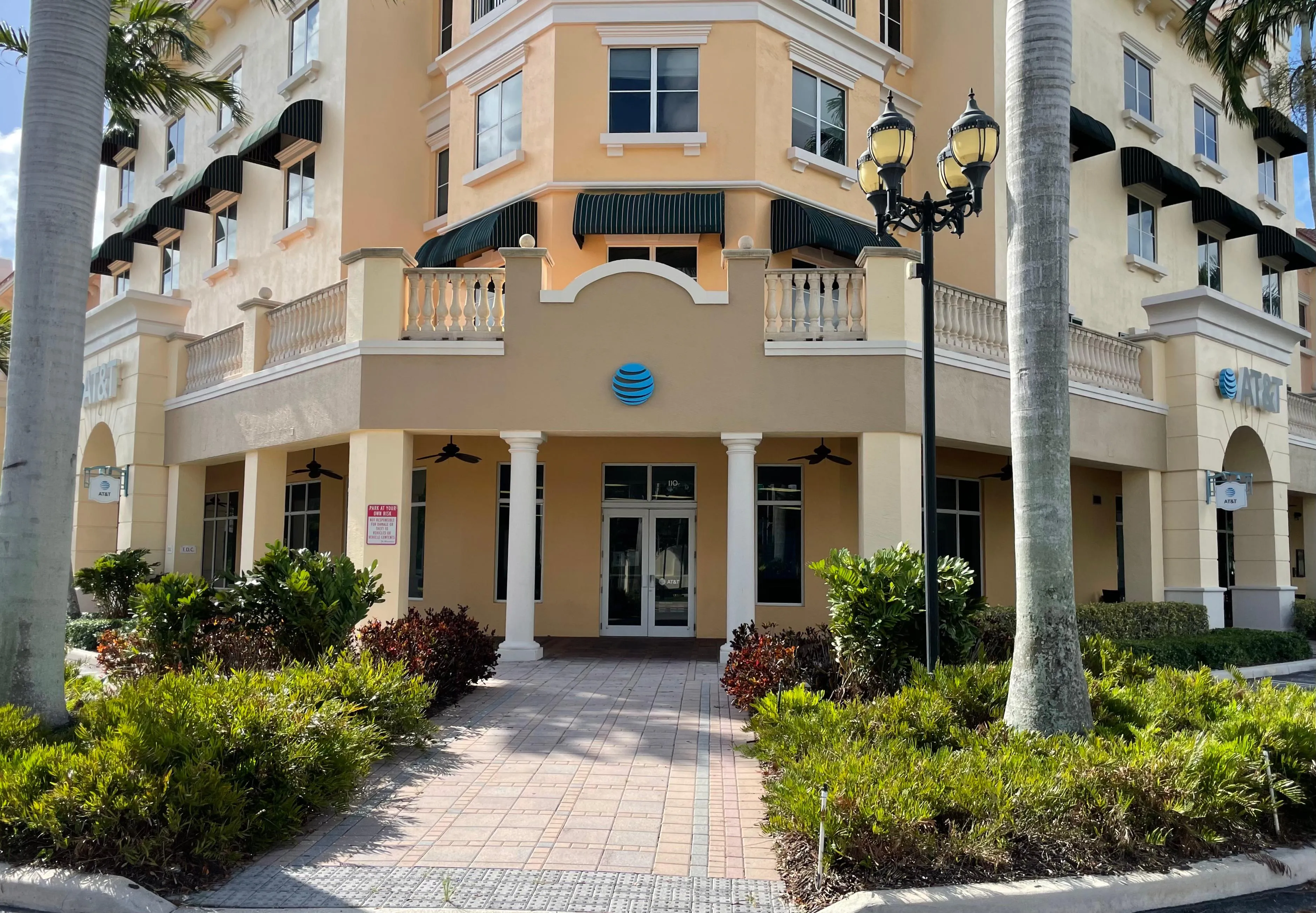 AT&T Store Boynton Beach - Renaissance Commons