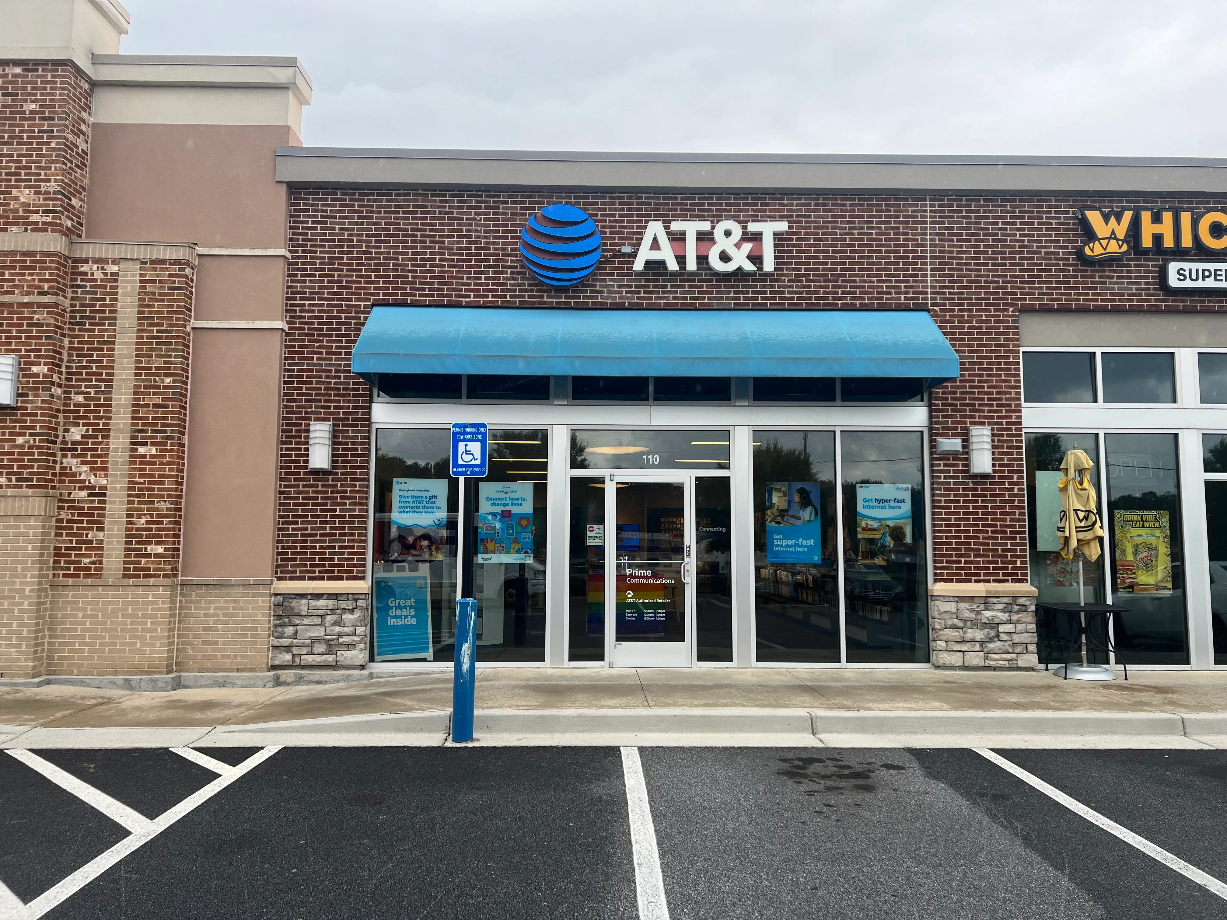 AT&T Store Kennesaw - Earnest W Barrett Pkwy