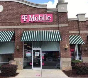 T-Mobile Fayetteville Rd & E NC Hwy 54