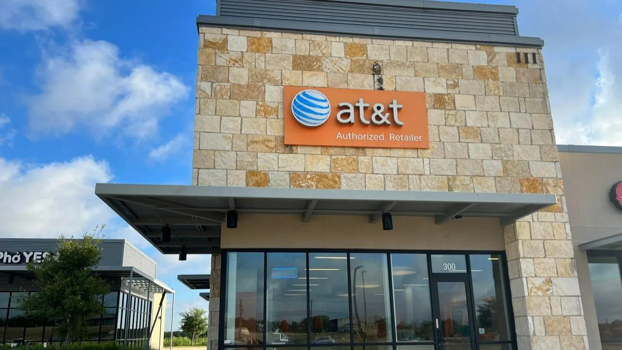 AT&T Store Manor - Manor