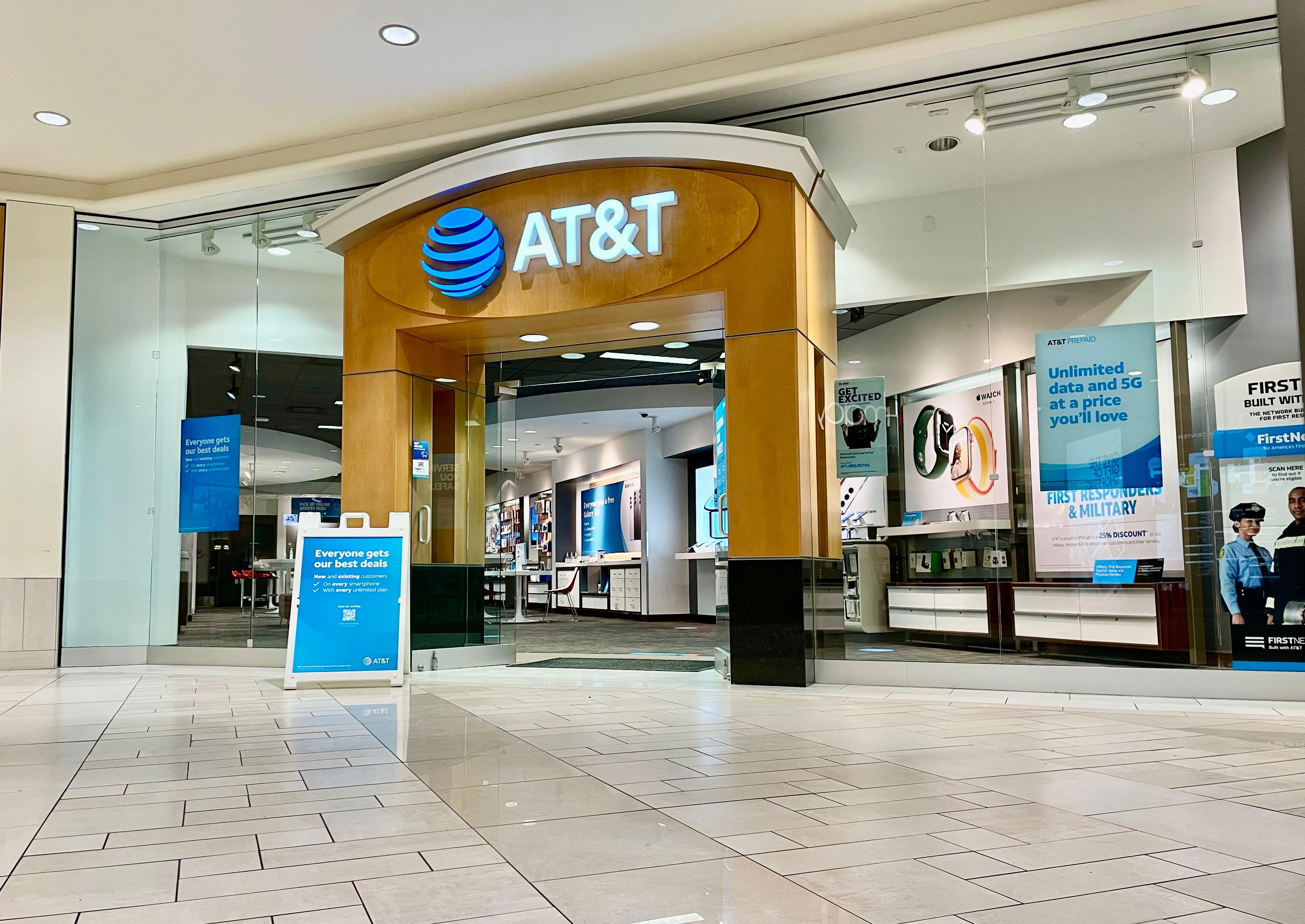 AT&T Store Edina - Southdale Center Mall