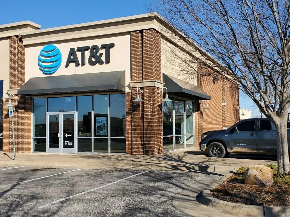 AT&T Store Edmond - EDMOND