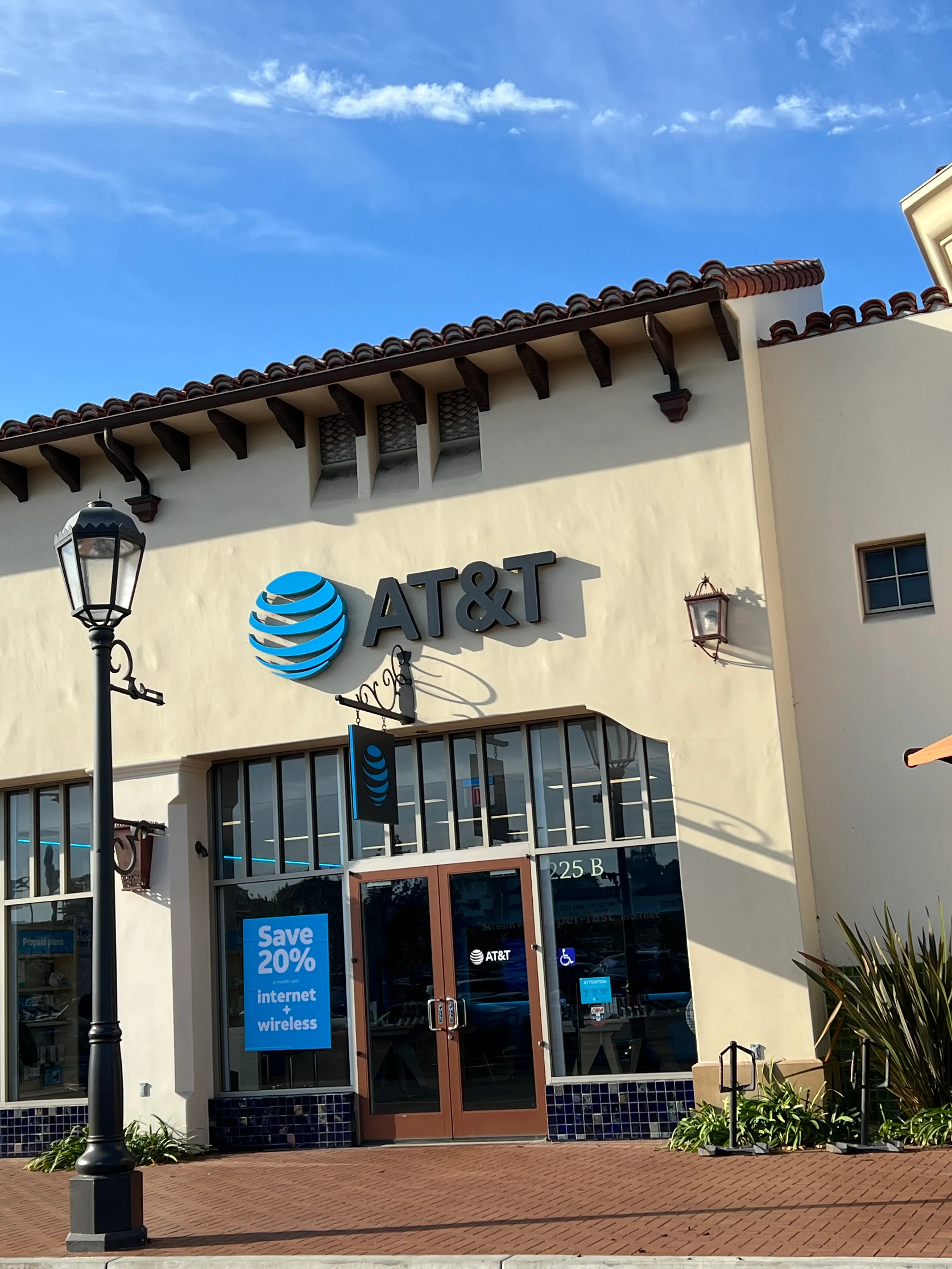 AT&T Store San Clemente - Plaza San Clemente