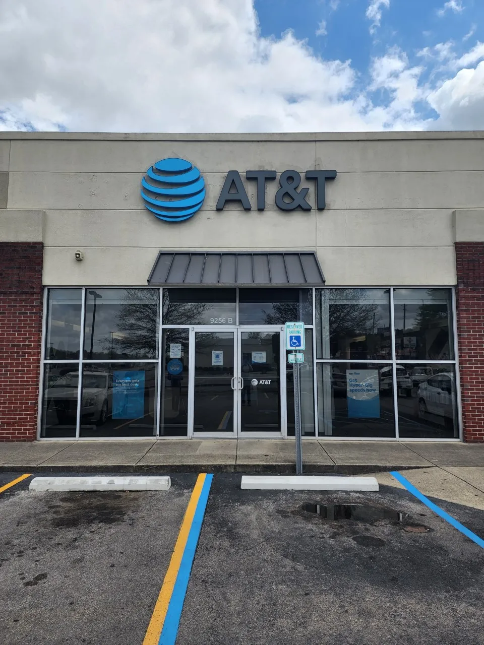 AT&T Store Birmingham - ROEBUCK