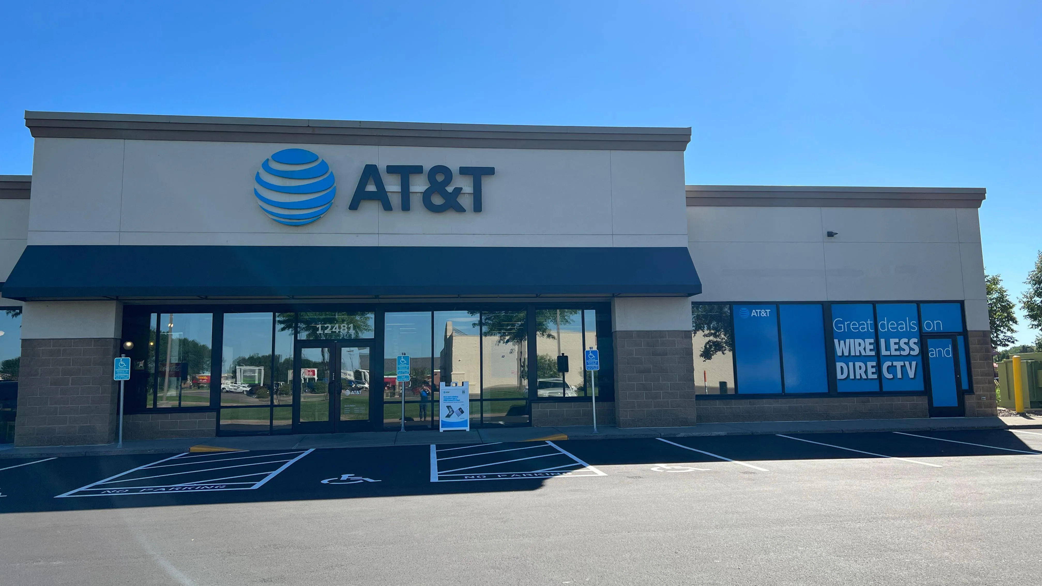 AT&T Store Coon Rapids - Riverdale Commons