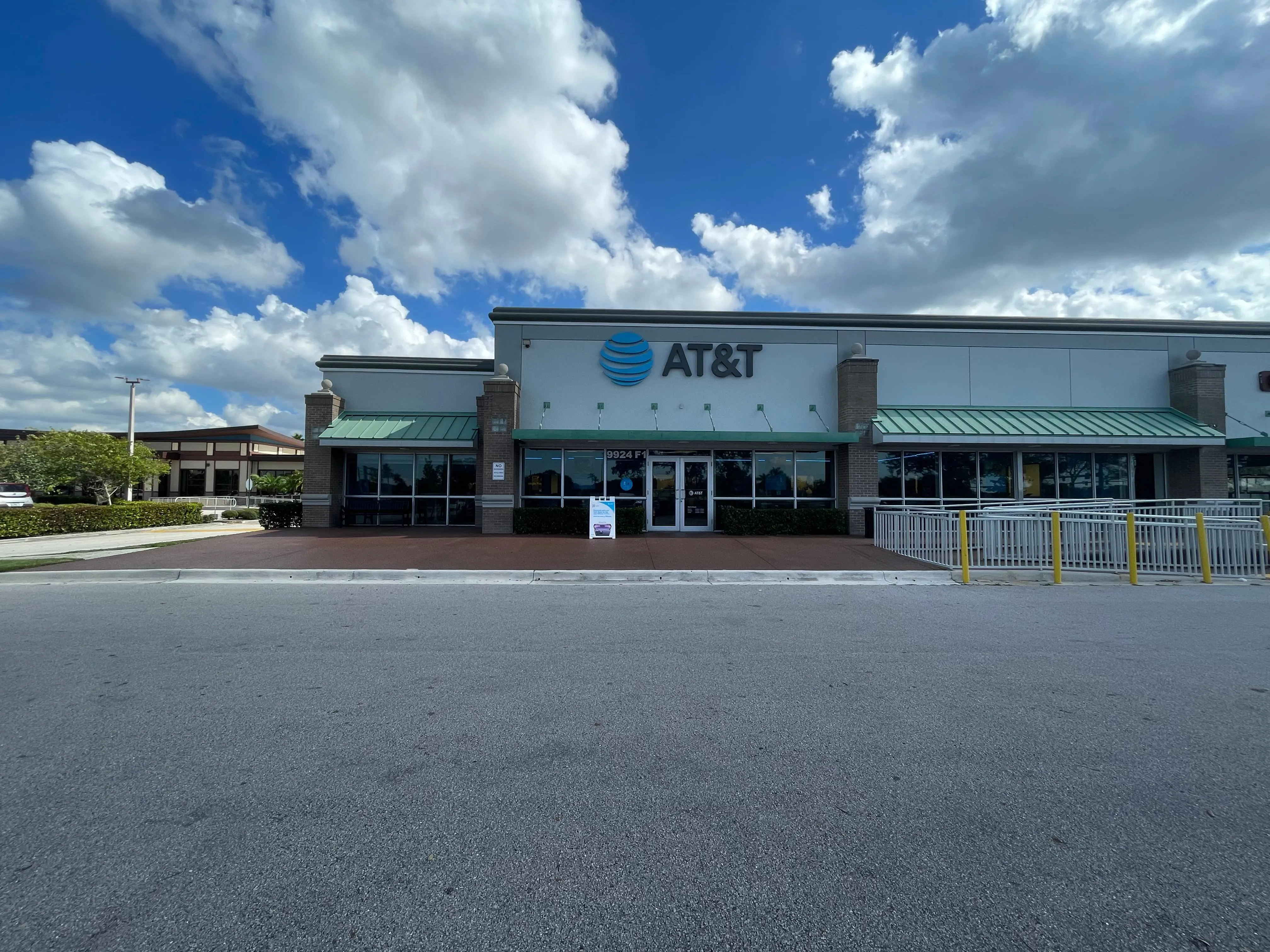 AT&T Store Boca Raton - Westwinds Of Boca