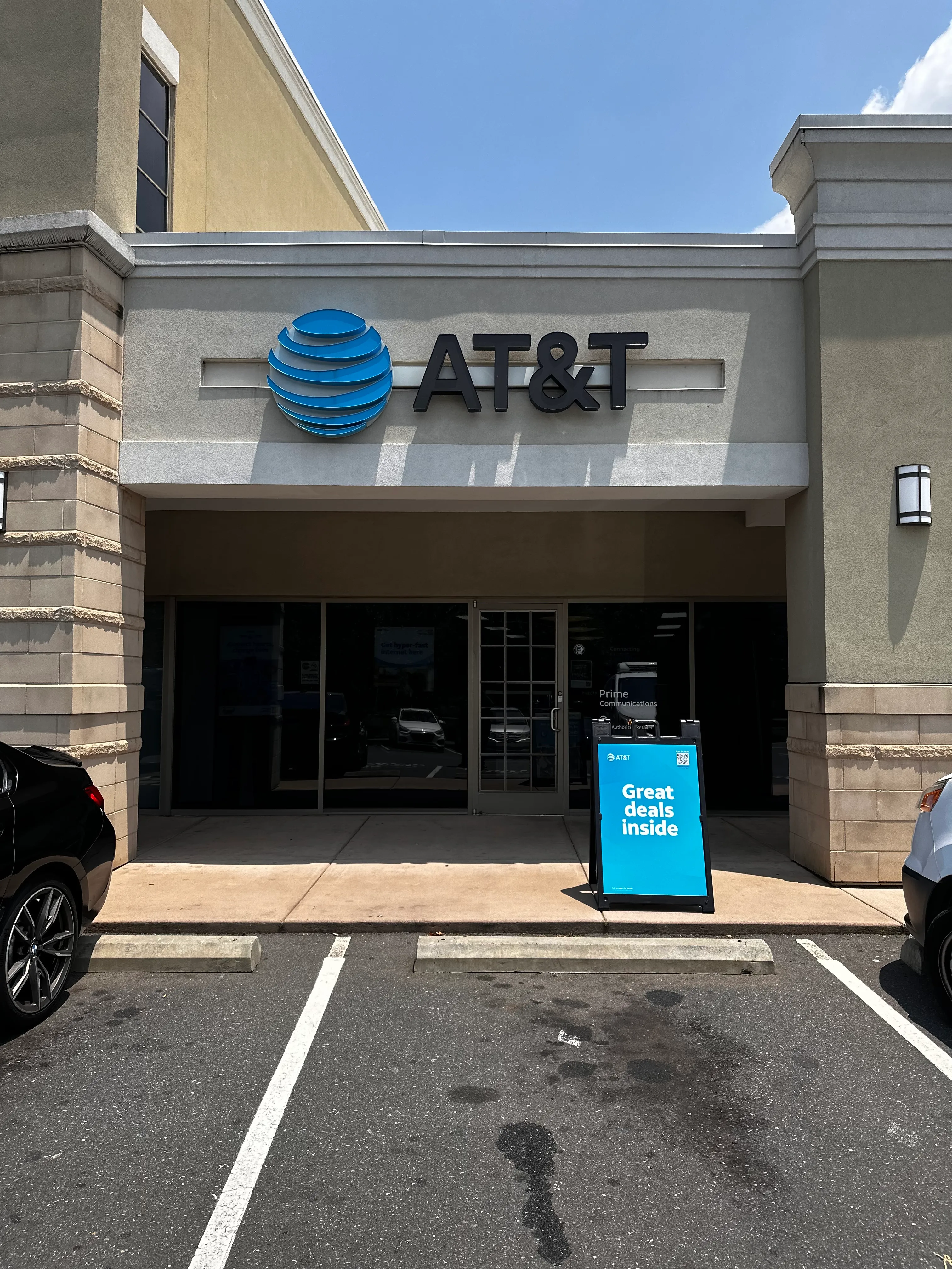 AT&T Store Charlotte - S Kings Dr