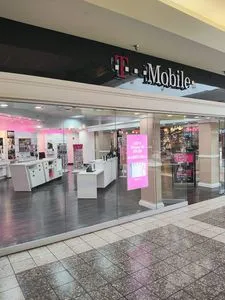 T-Mobile Fox River Mall