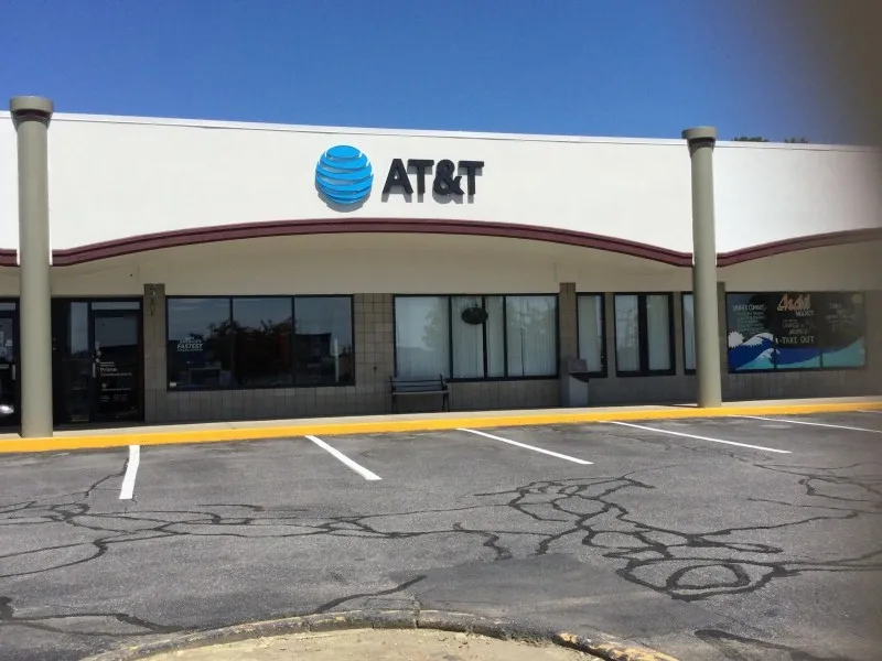 AT&T Store Londonderry - Londonderry Commons