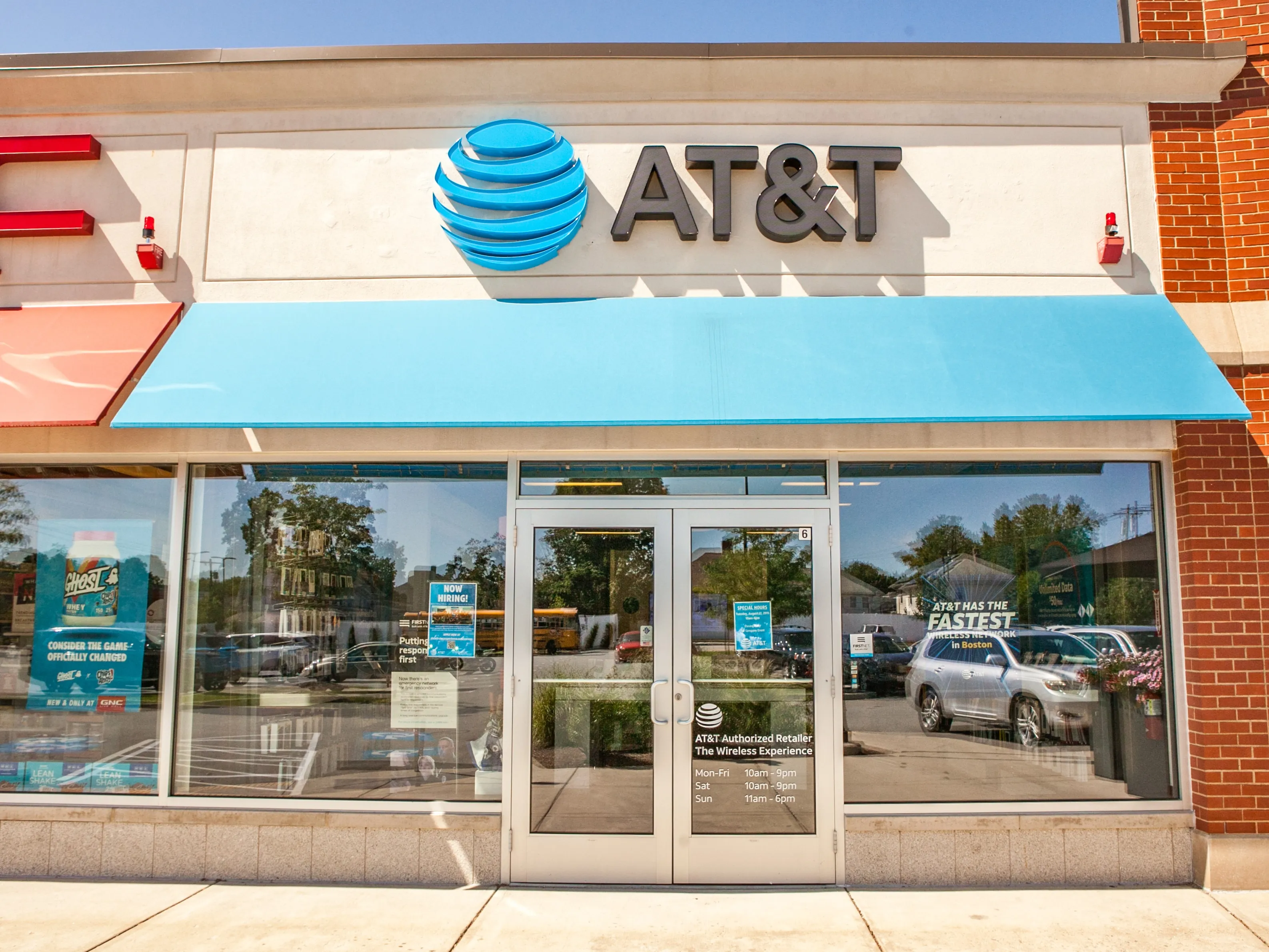 AT&T Store Waltham - WALTHAM