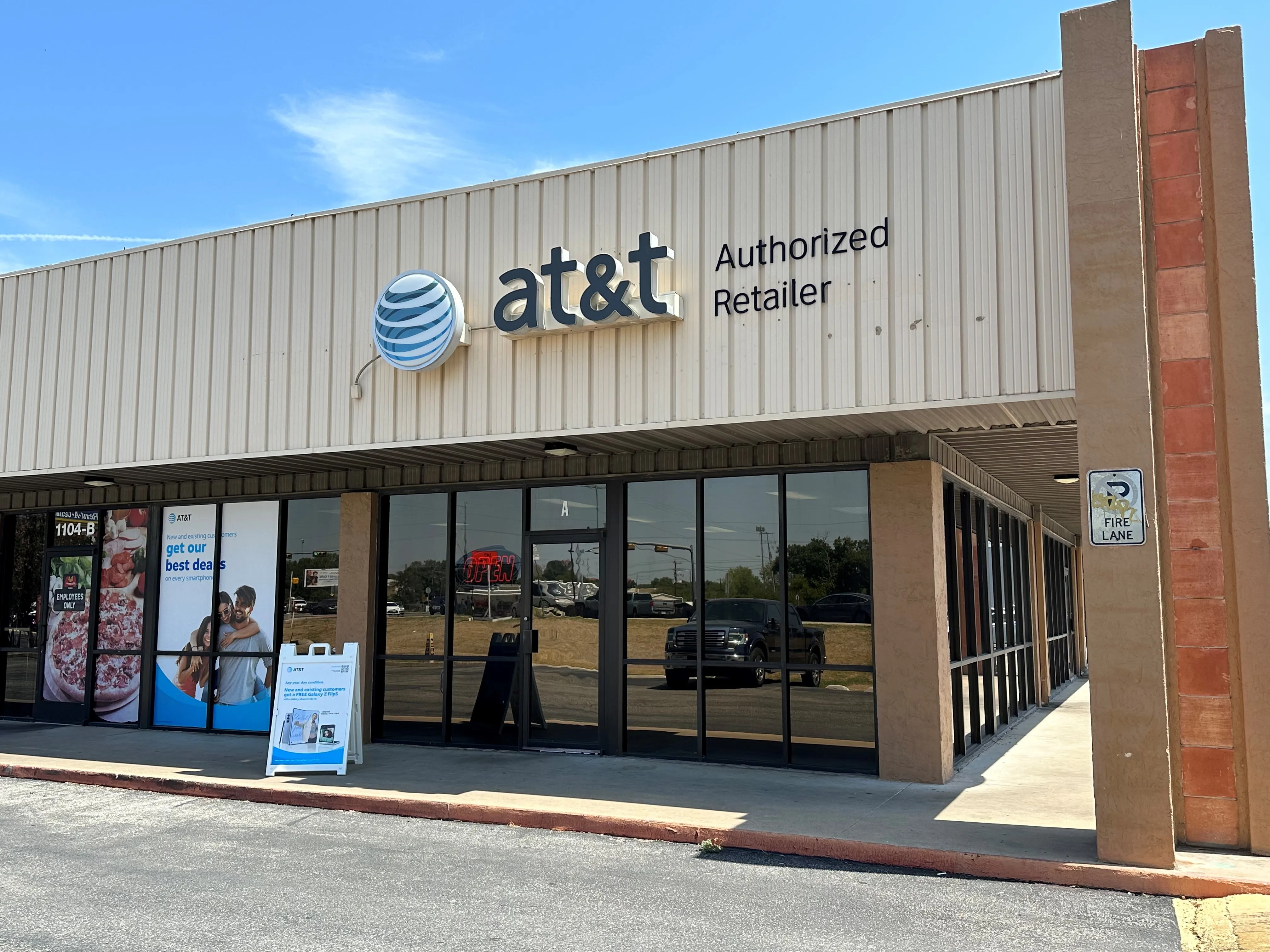 AT&T Store San Marcos - E Hopkins St
