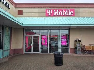 T-Mobile Edgewater Commons
