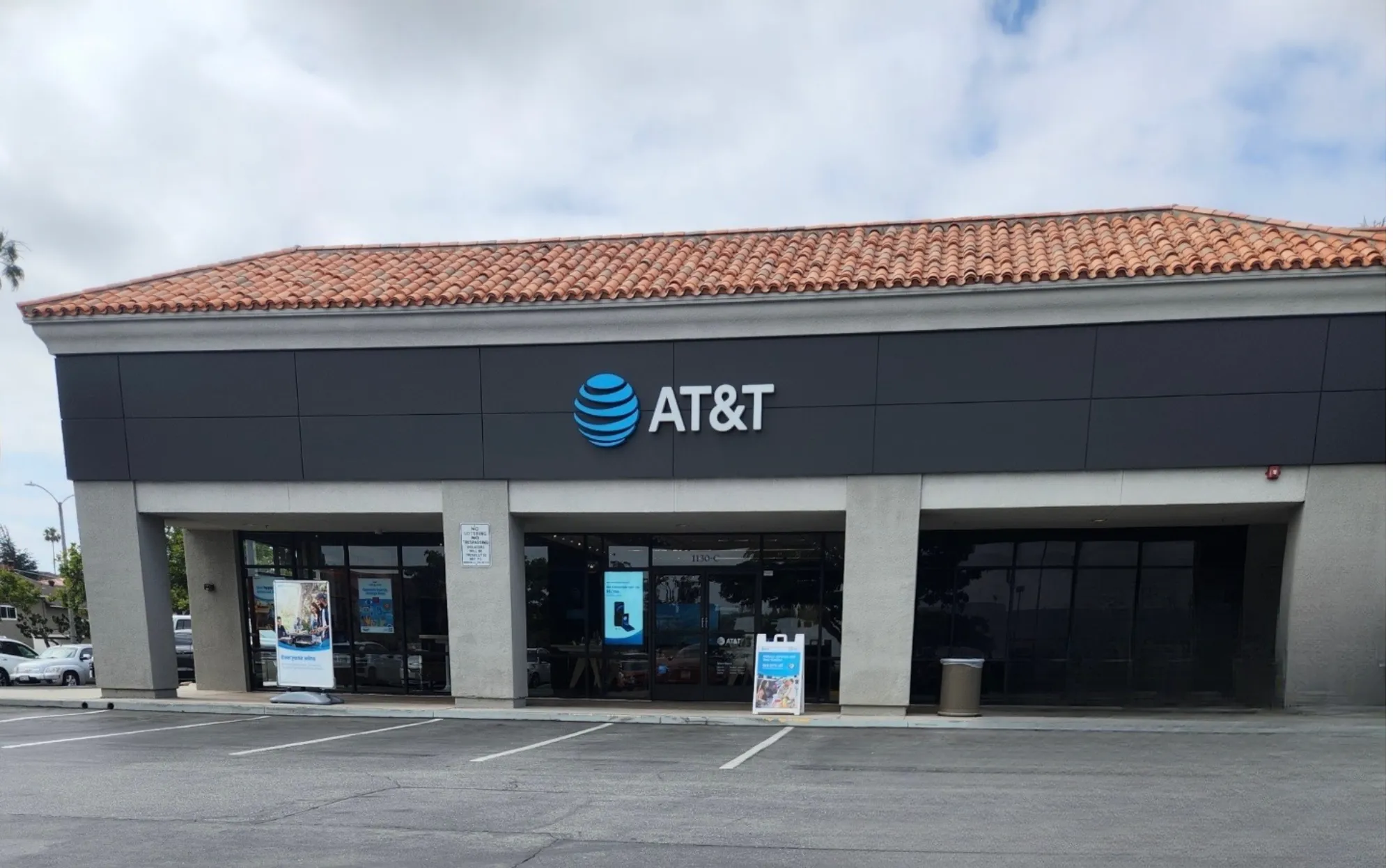 AT&T Store Manhattan Beach - Manhattan Beach