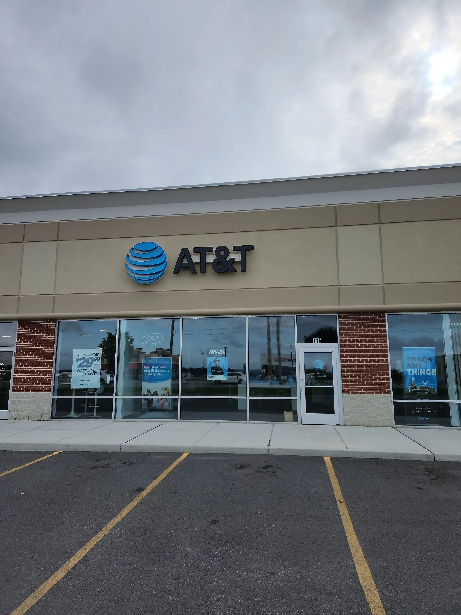 AT&T Store Amsterdam - Sanford Farms