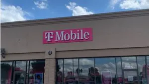 T-Mobile W University Dr & S Sugar Rd