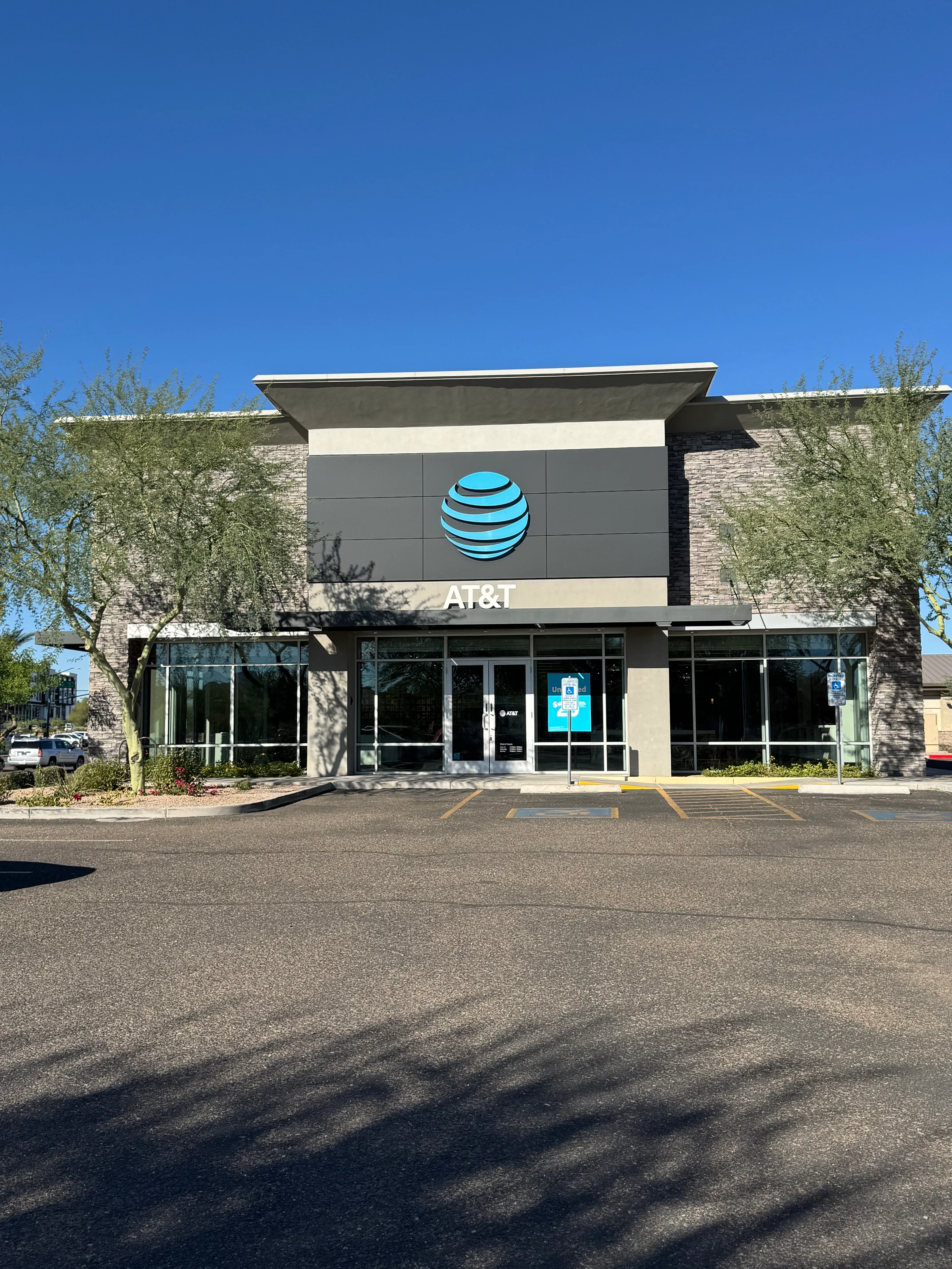 AT&T Store Phoenix - Cactus