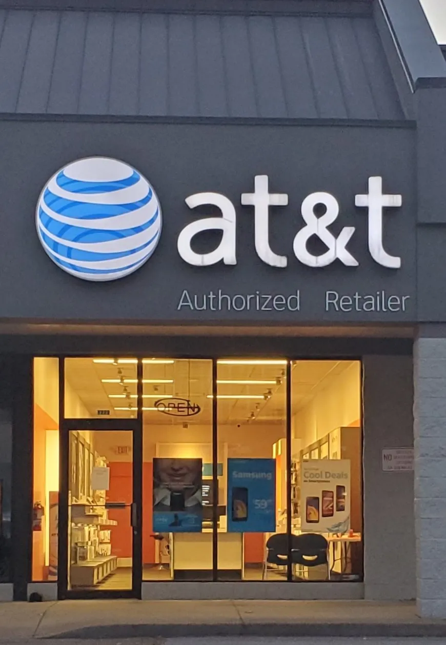 AT&T Store New Martinsville - Riverview Plaza Shopping Center