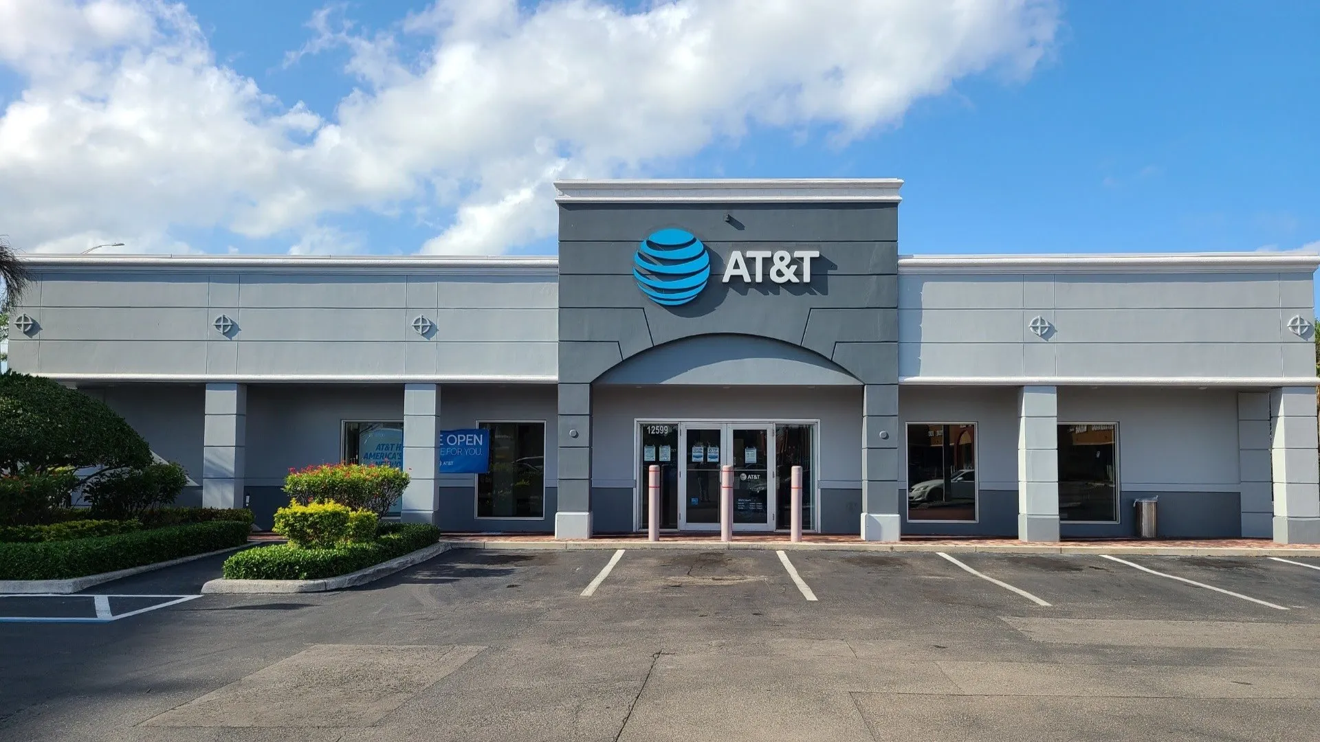 AT&T Store North Miami - Biscayne Blvd
