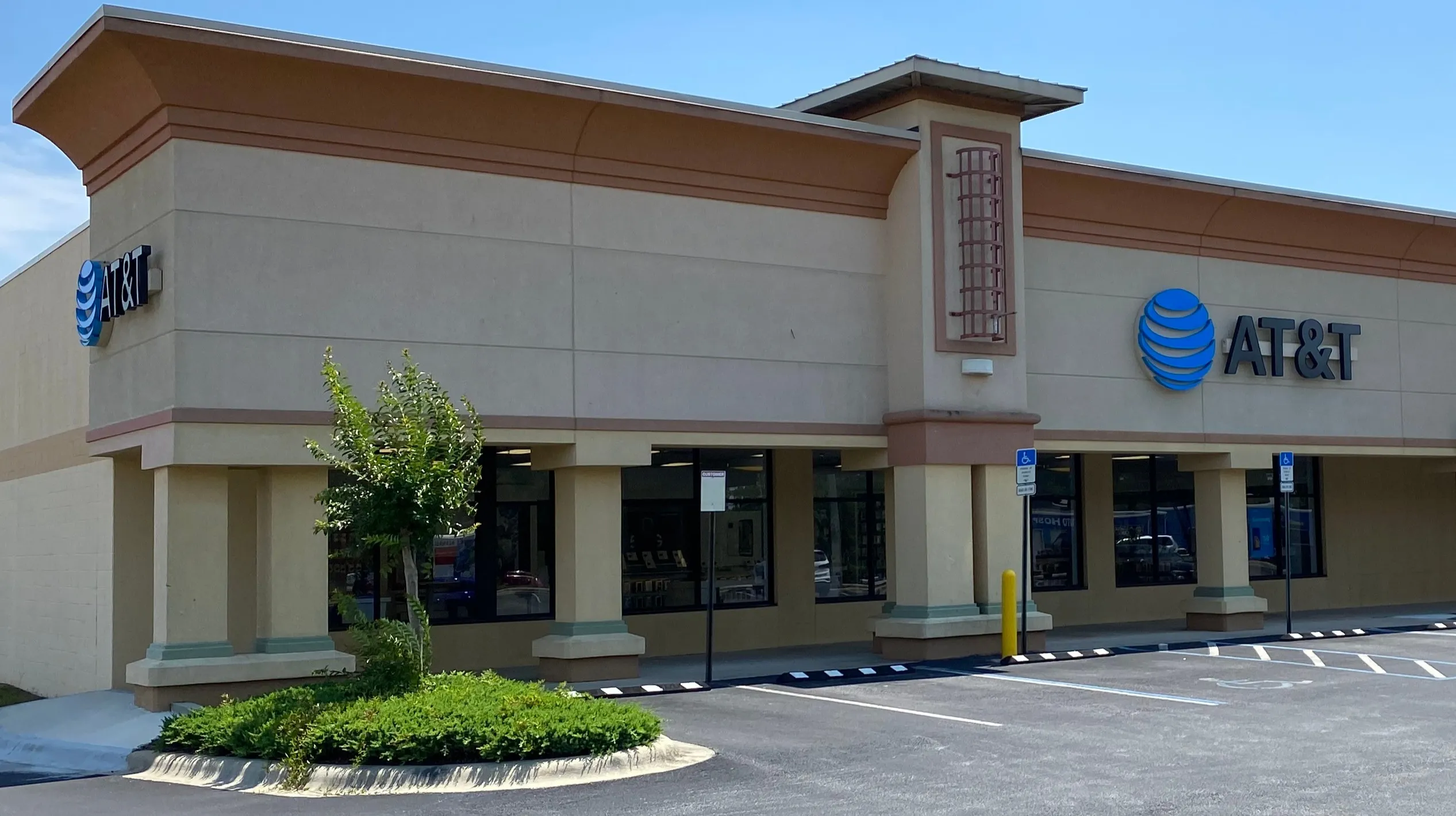 AT&T Store Pensacola - Sorrento Rd