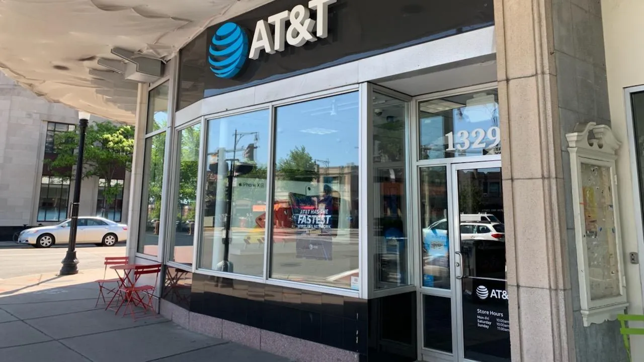AT&T Store Brookline - BROOKLINE