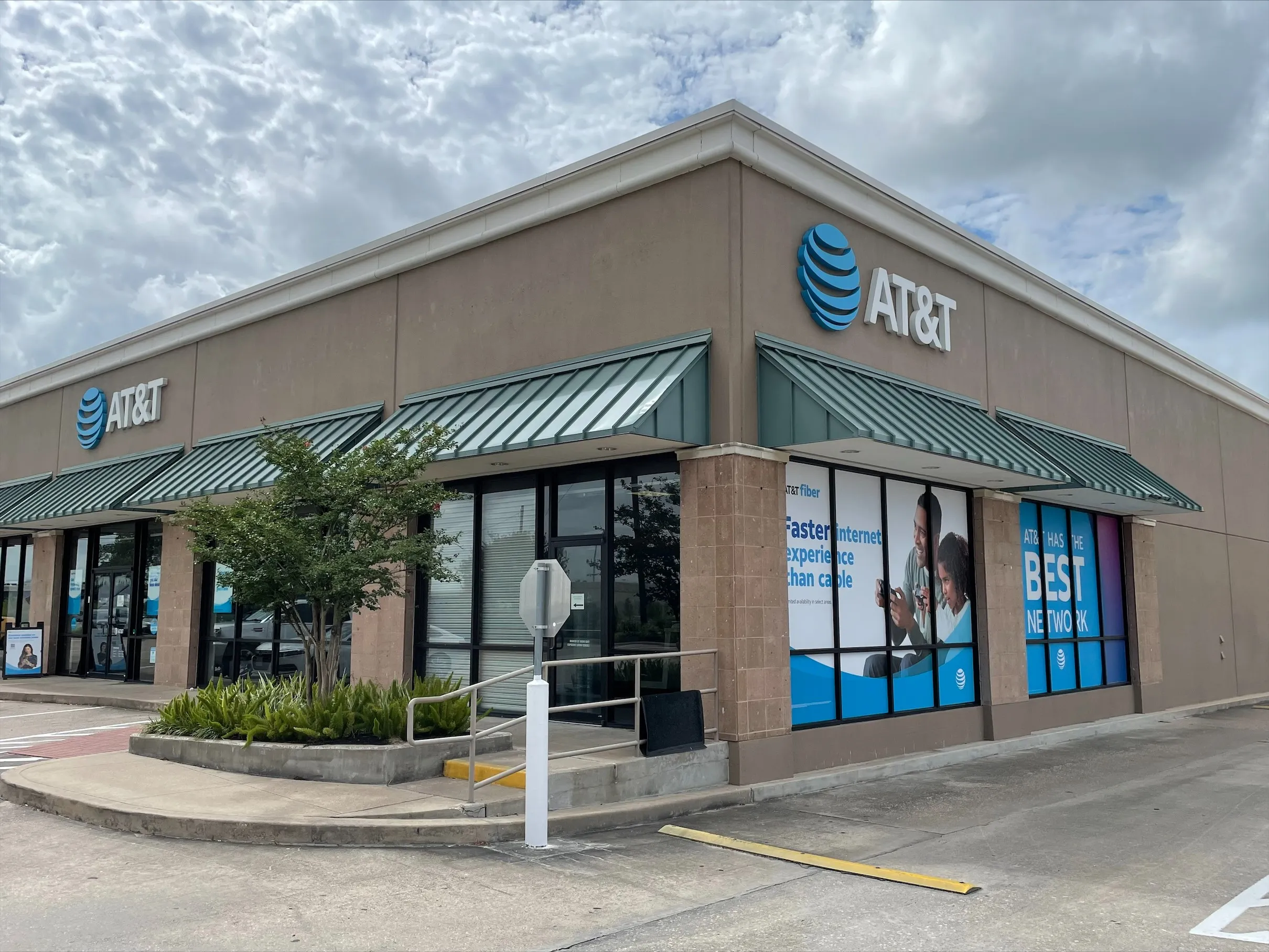 AT&T Store Webster - Baybrook Square