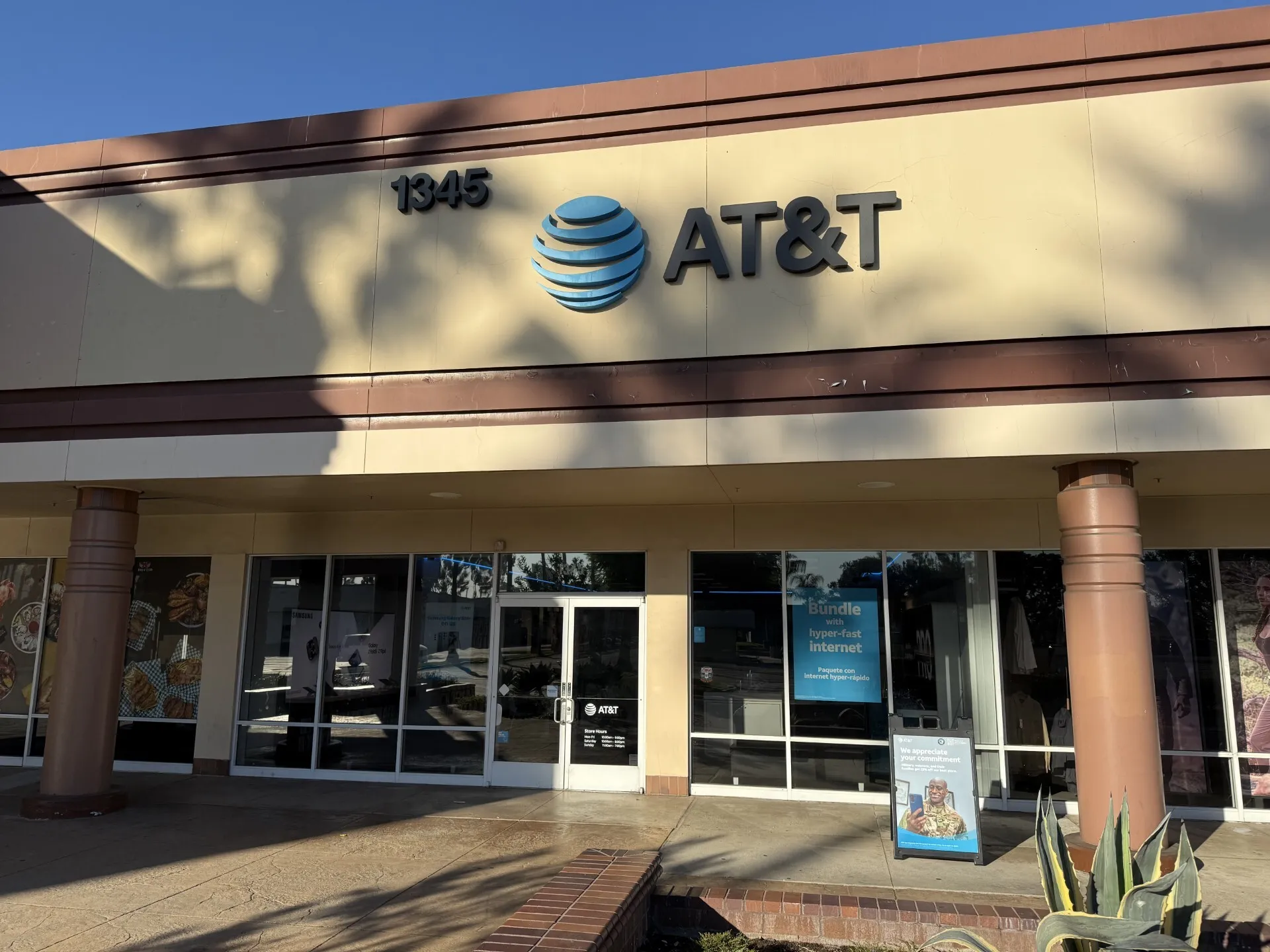 AT&T Store Fullerton - Fullerton Metro Center