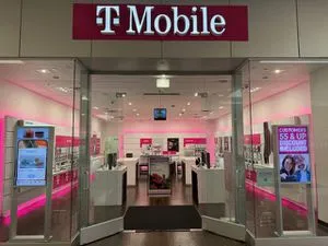 T-Mobile Parkway Plaza