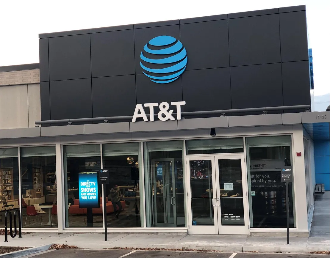 AT&T Store Lakewood - DENVER WEST VILLAGE