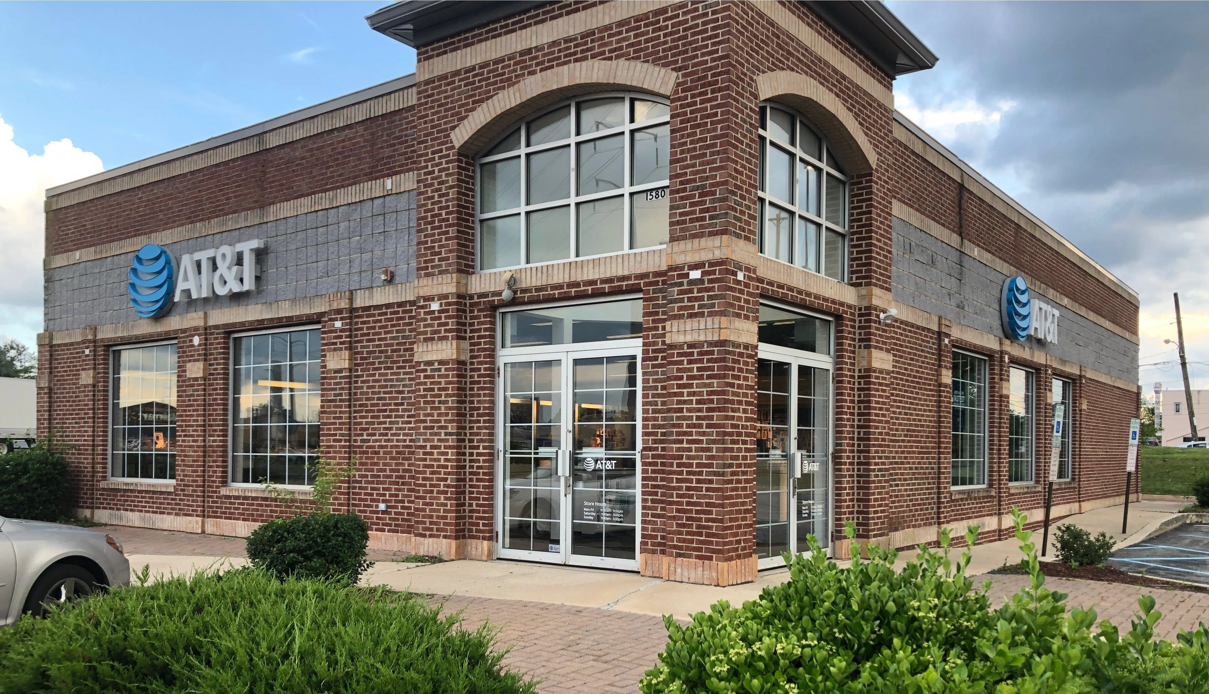 AT&T Store Eddystone - Eddystone Crossing