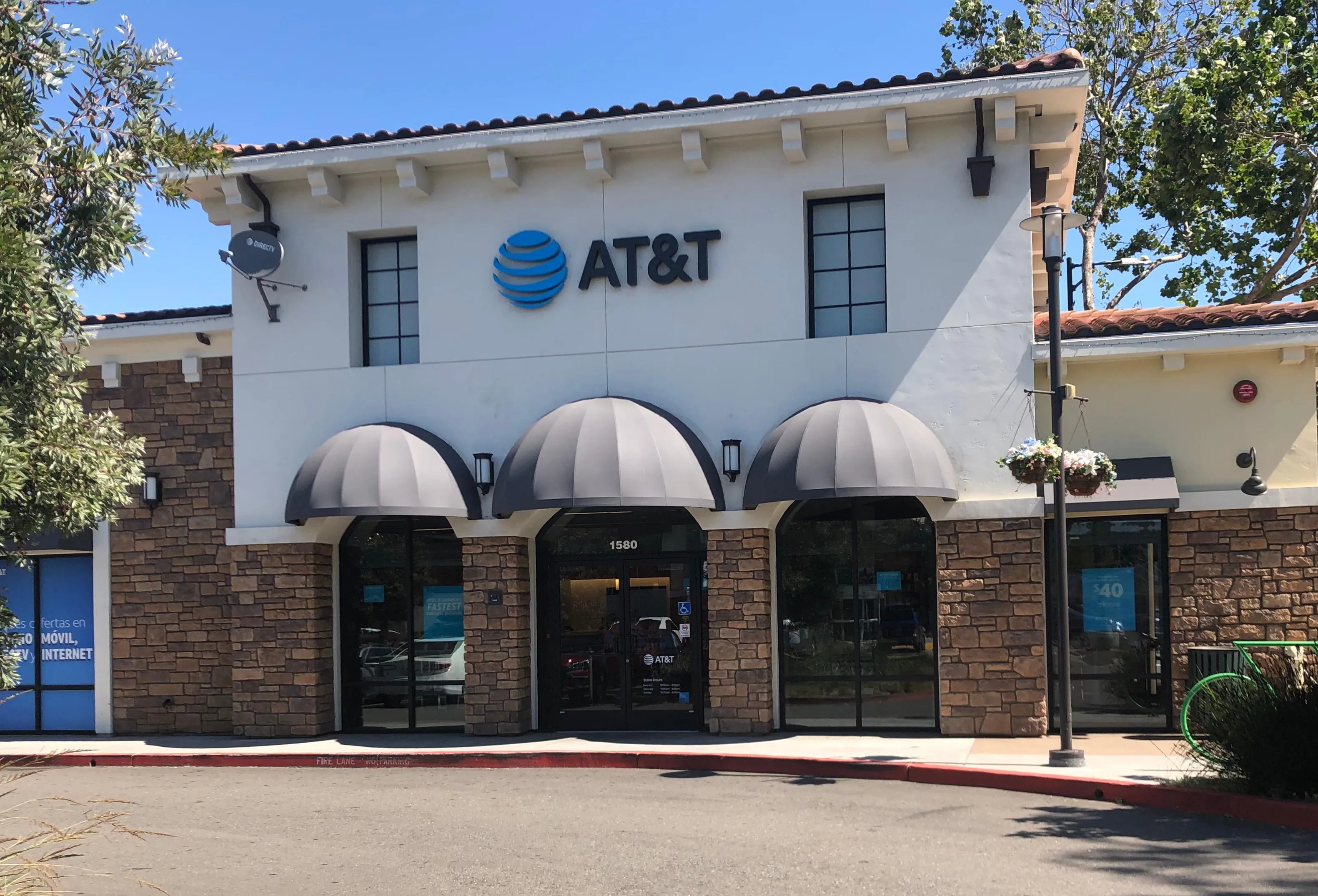 AT&T Store San Leandro - San Leandro Village